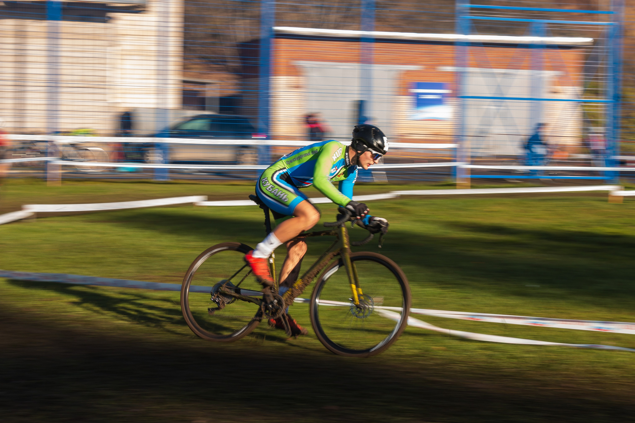 55-й Всероссийский велокросс на призы АО «ИРЗ». Олег Романов. Мастер фото по спорту