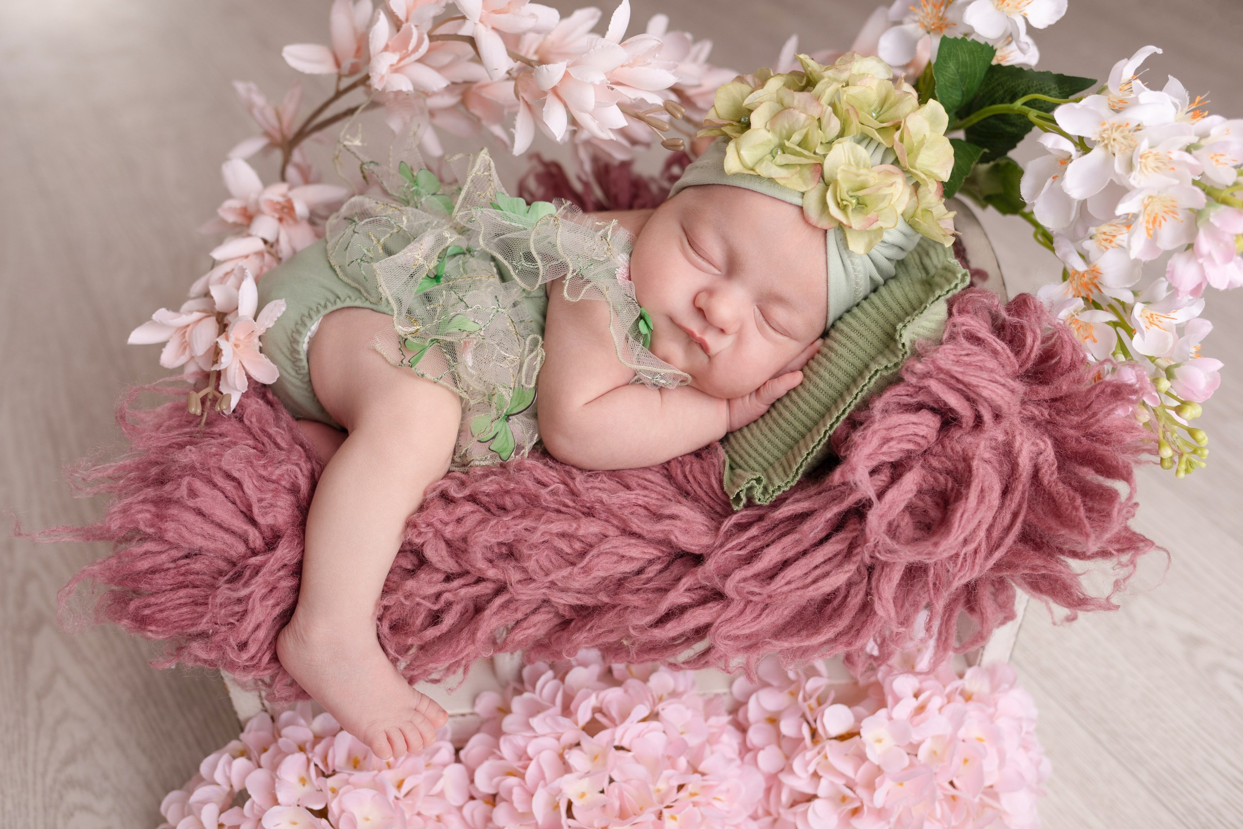 Newborn. Фотограф новорождённых в Самаре