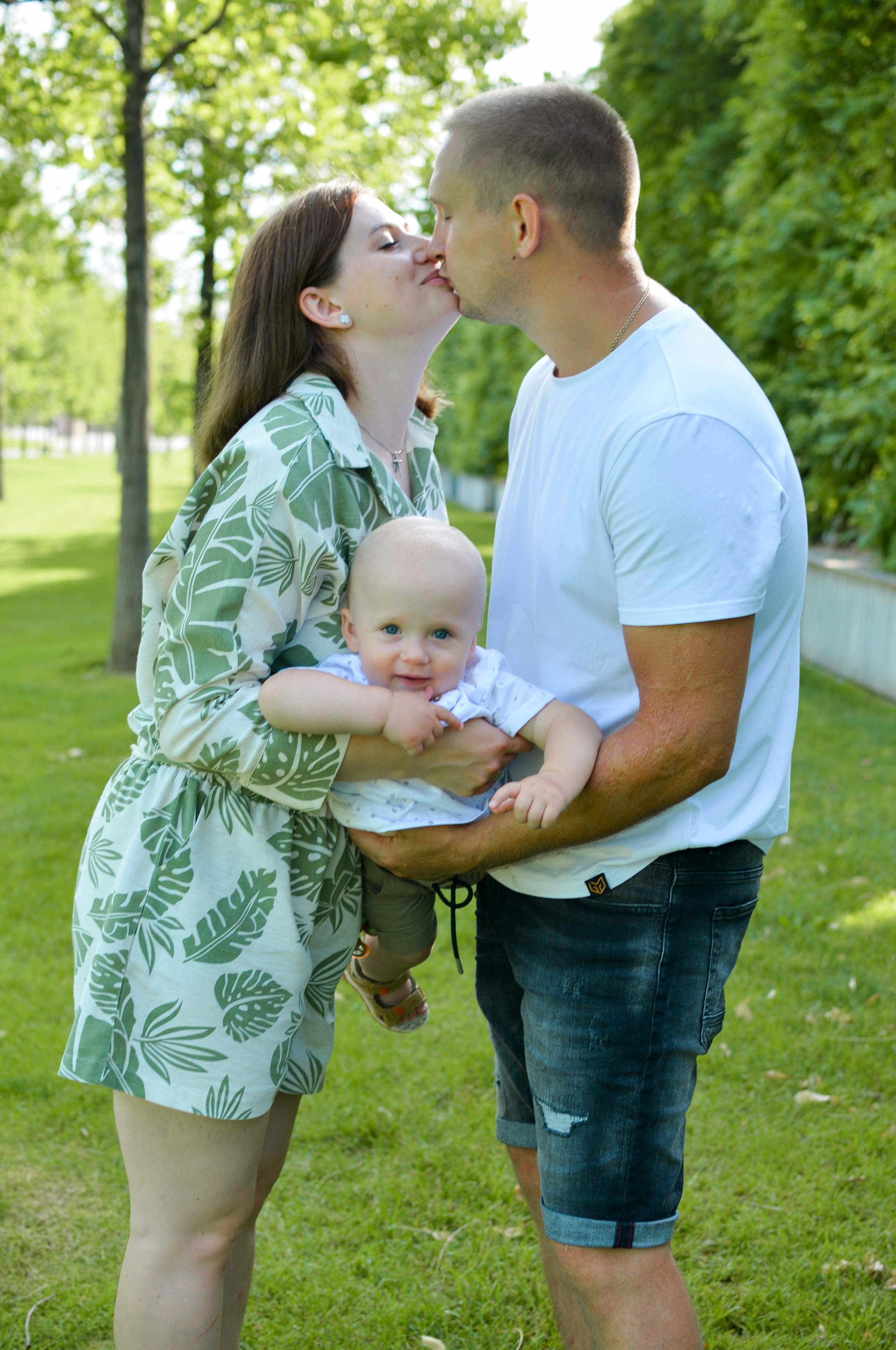 Семейные фотосессии в парке Галицкого Краснодар. Фотограф новорожденных Краснодар Малышенко Надежда