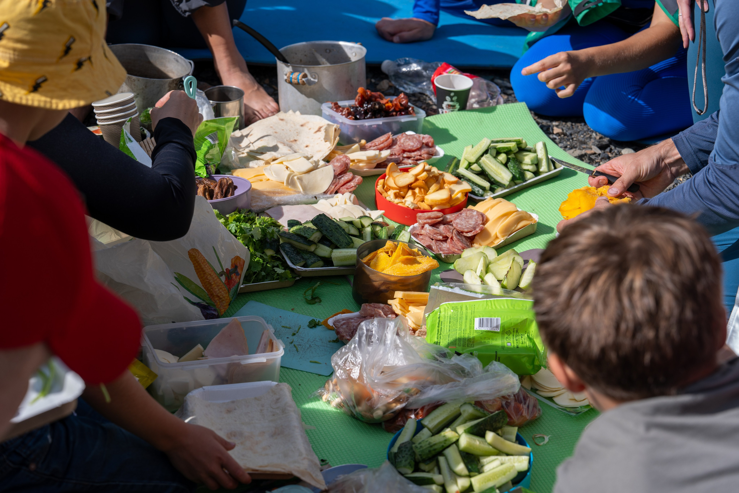 Поход для профсоюза курорта «Газпром Поляна» на Бзерпинский карниз. Репортажный фотограф в Красной Поляне и Сочи Павлюченко Екатерина