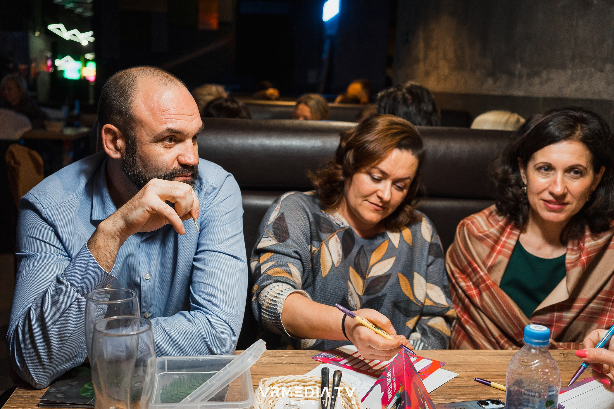 WoW QuiZ в баре «Друзья»