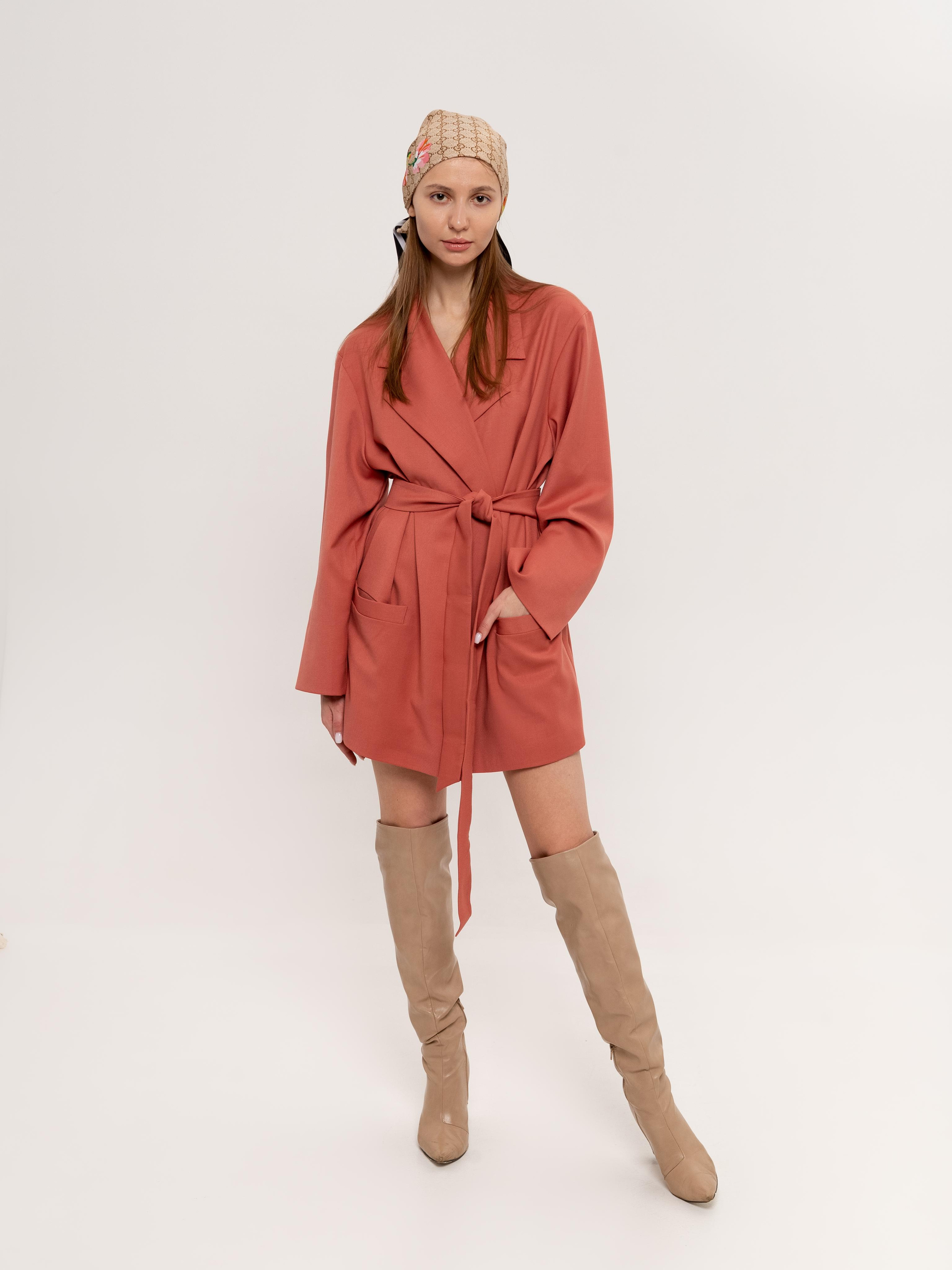 Каталог для бренда одежды Odevaiwear. Фотограф в Санкт-Петербурге