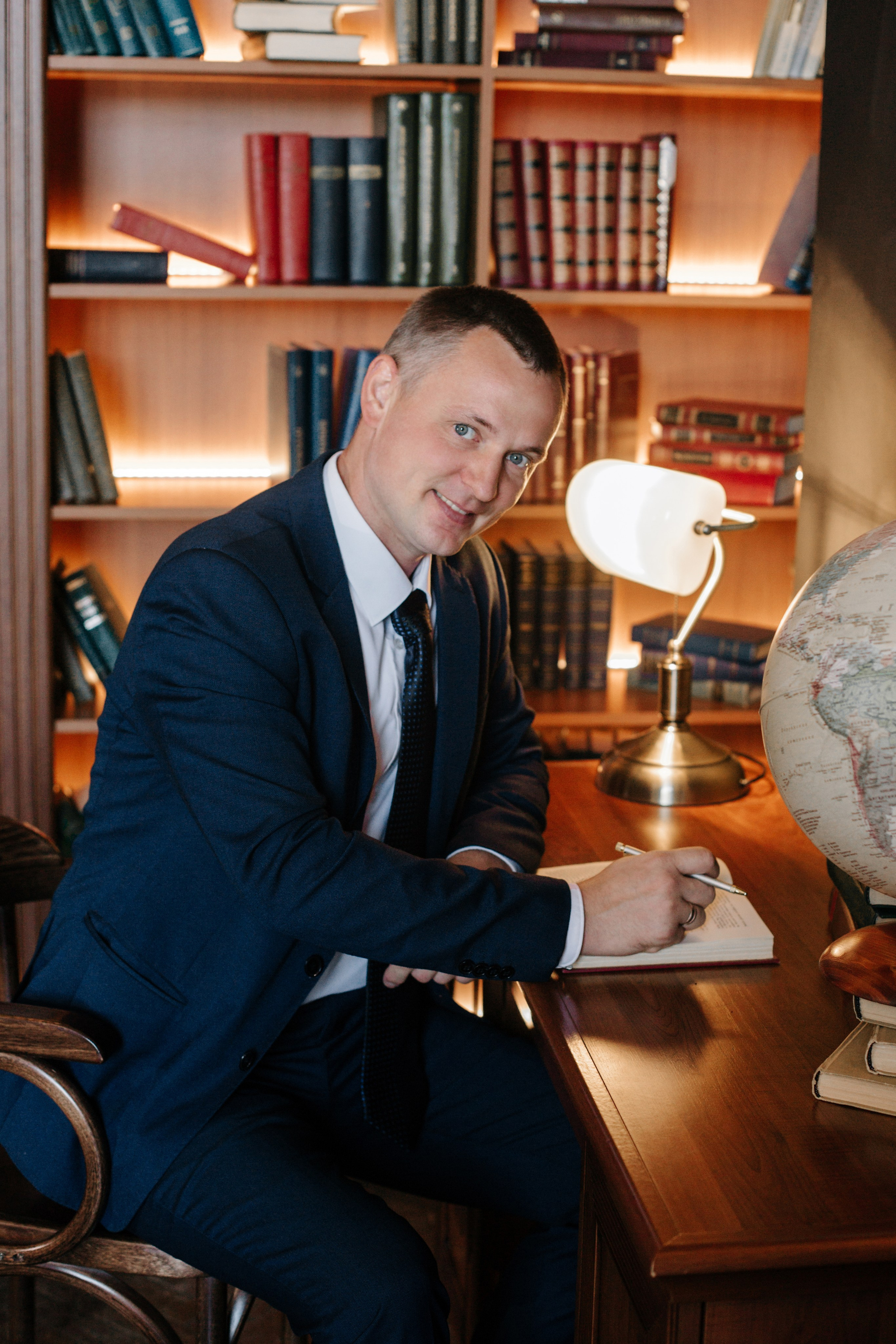 ИСТОРИЯ (Зал «Библиотека»). Семейный и свадебный фотограф в Воронеже Майя Добровольская