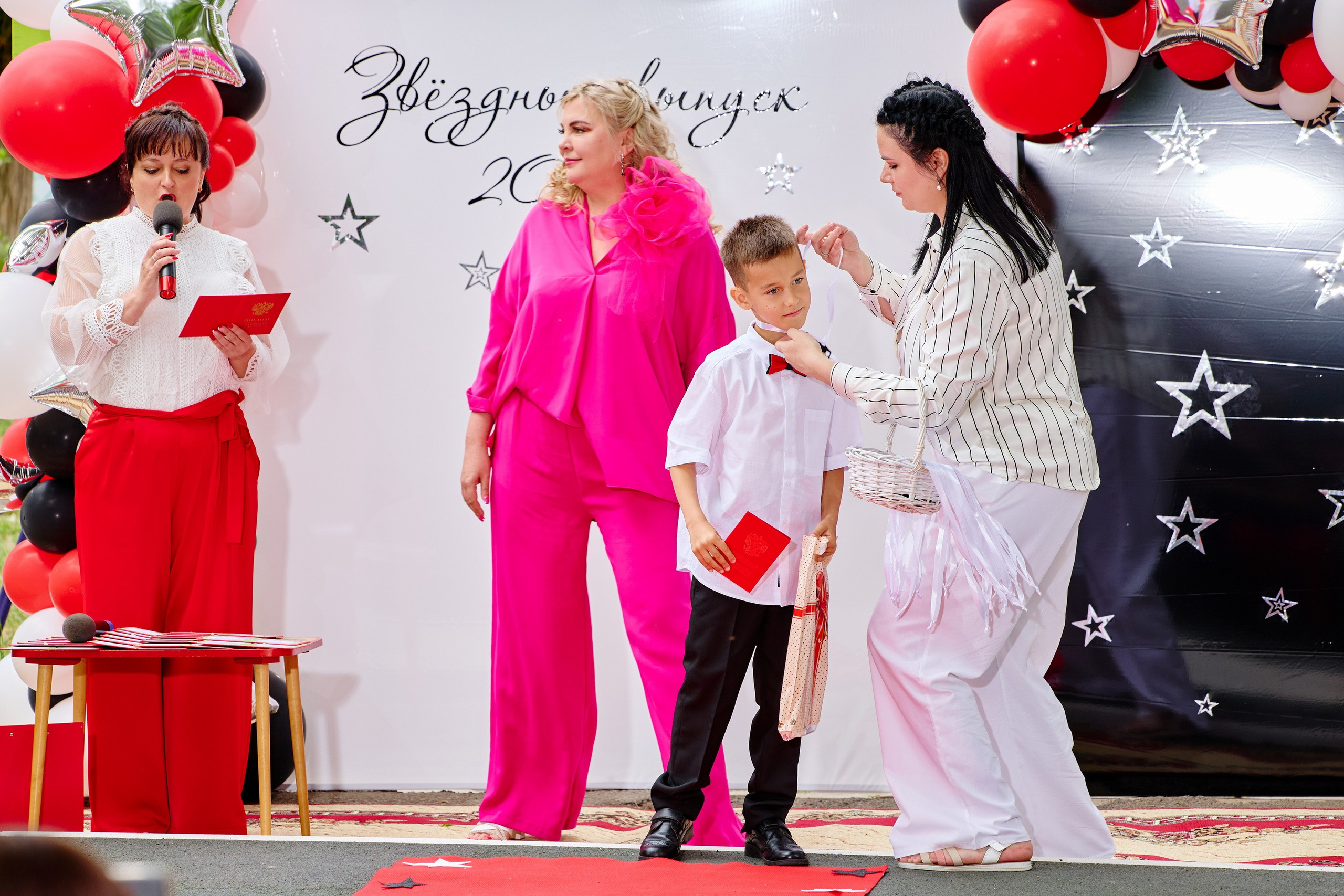 Выпускной 45 сад. Фотограф Выпускные альбомы Таганрог Сергей Коробченко