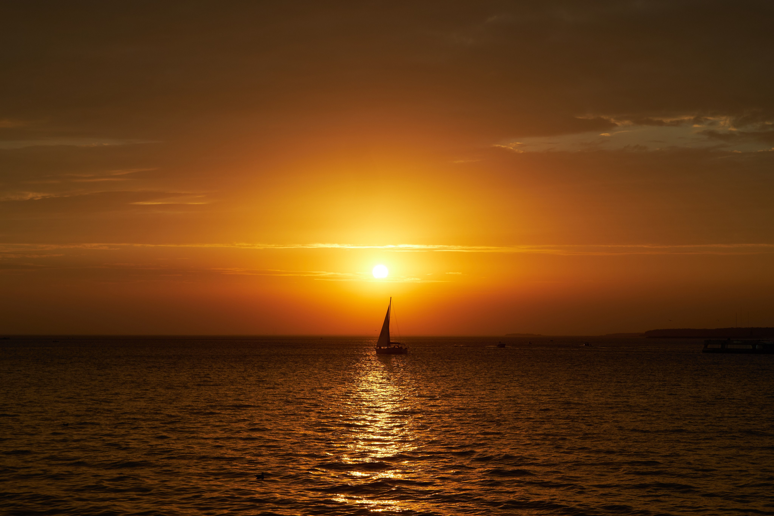 Санкт-Петербург. Фотограф портретный архитектурный лавстори будуар Санкт-Петербург Виктор Иванов