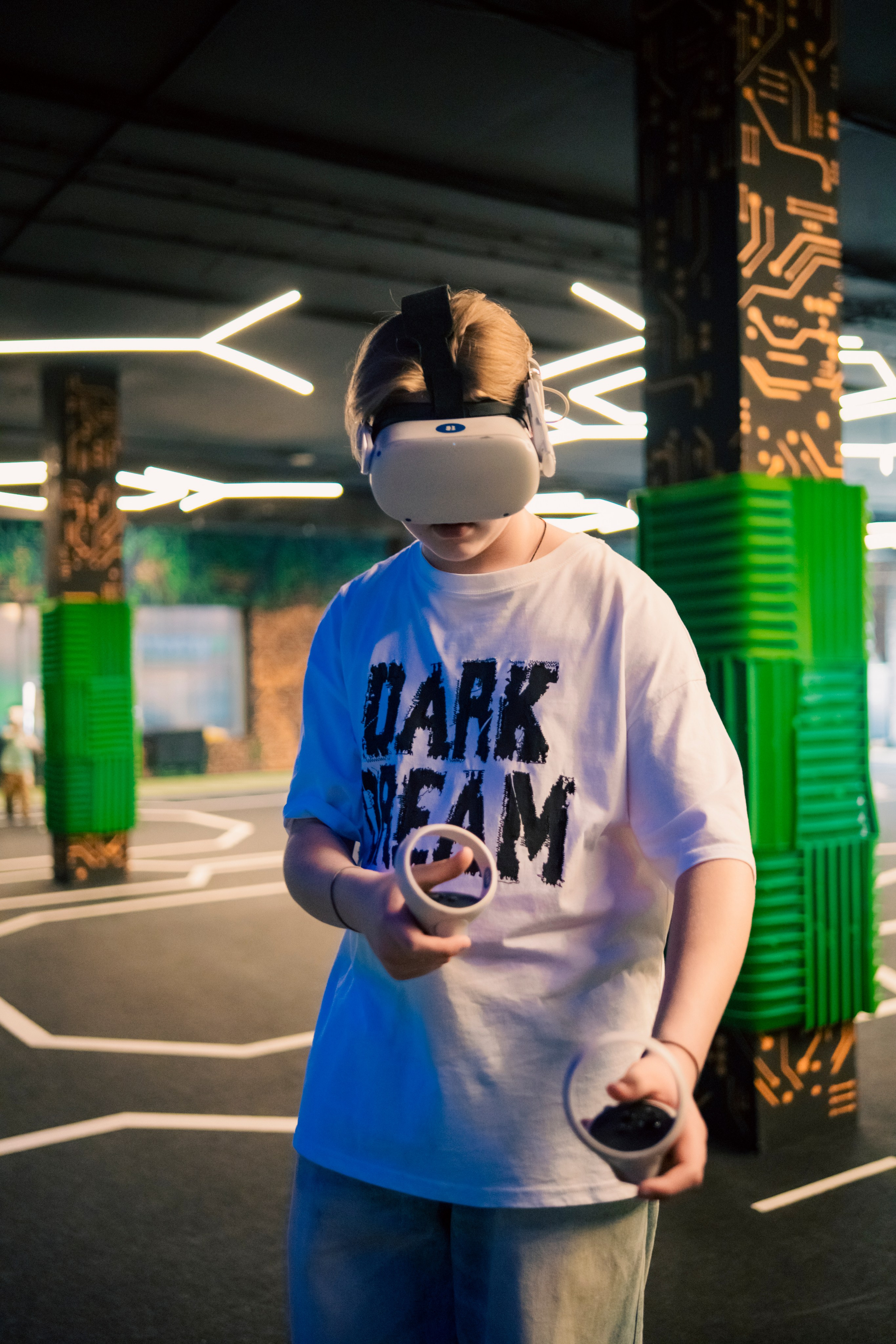 VR April-May. Felixtones