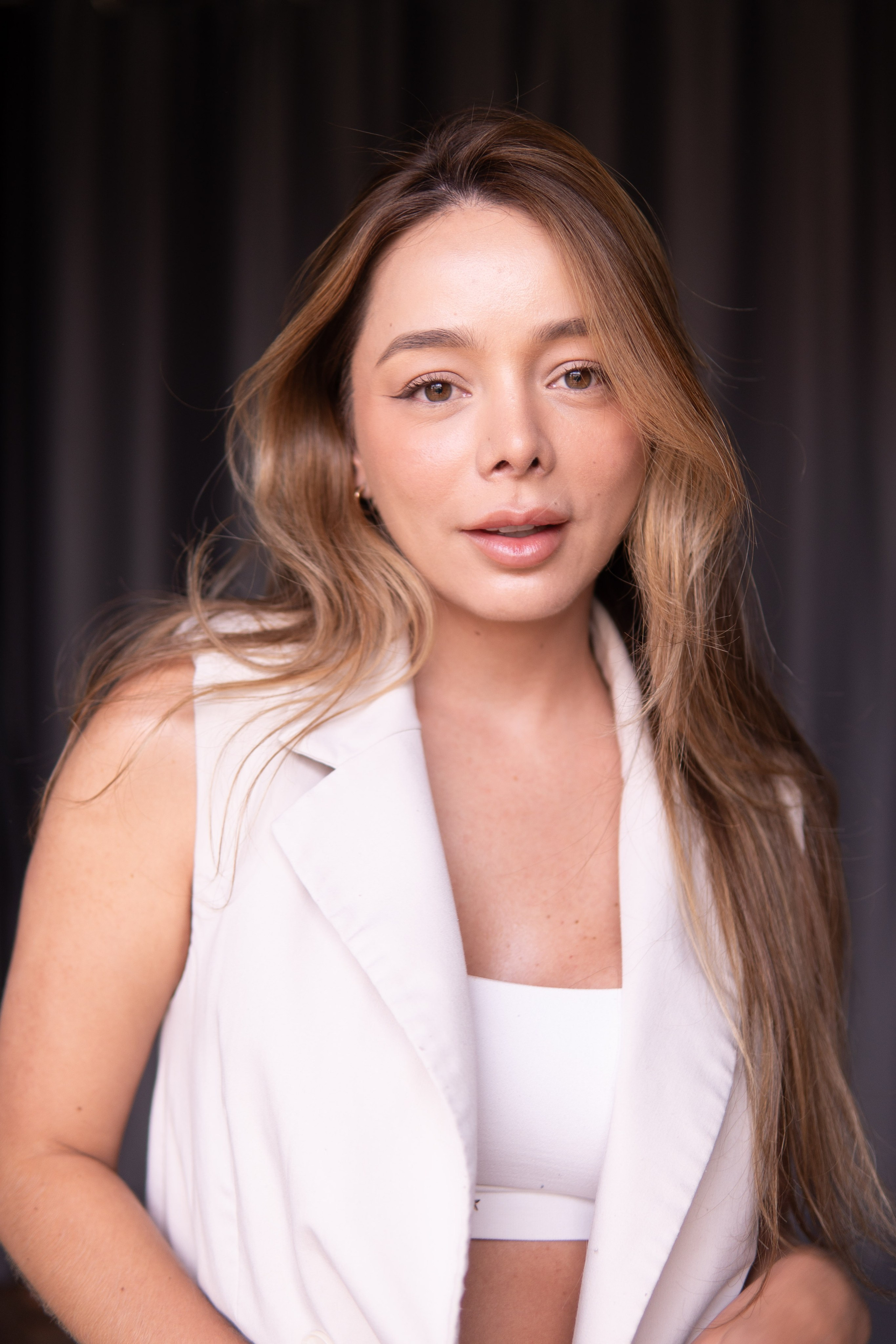 La Esposa. Wedding Photographer in Barcelona and Medellin