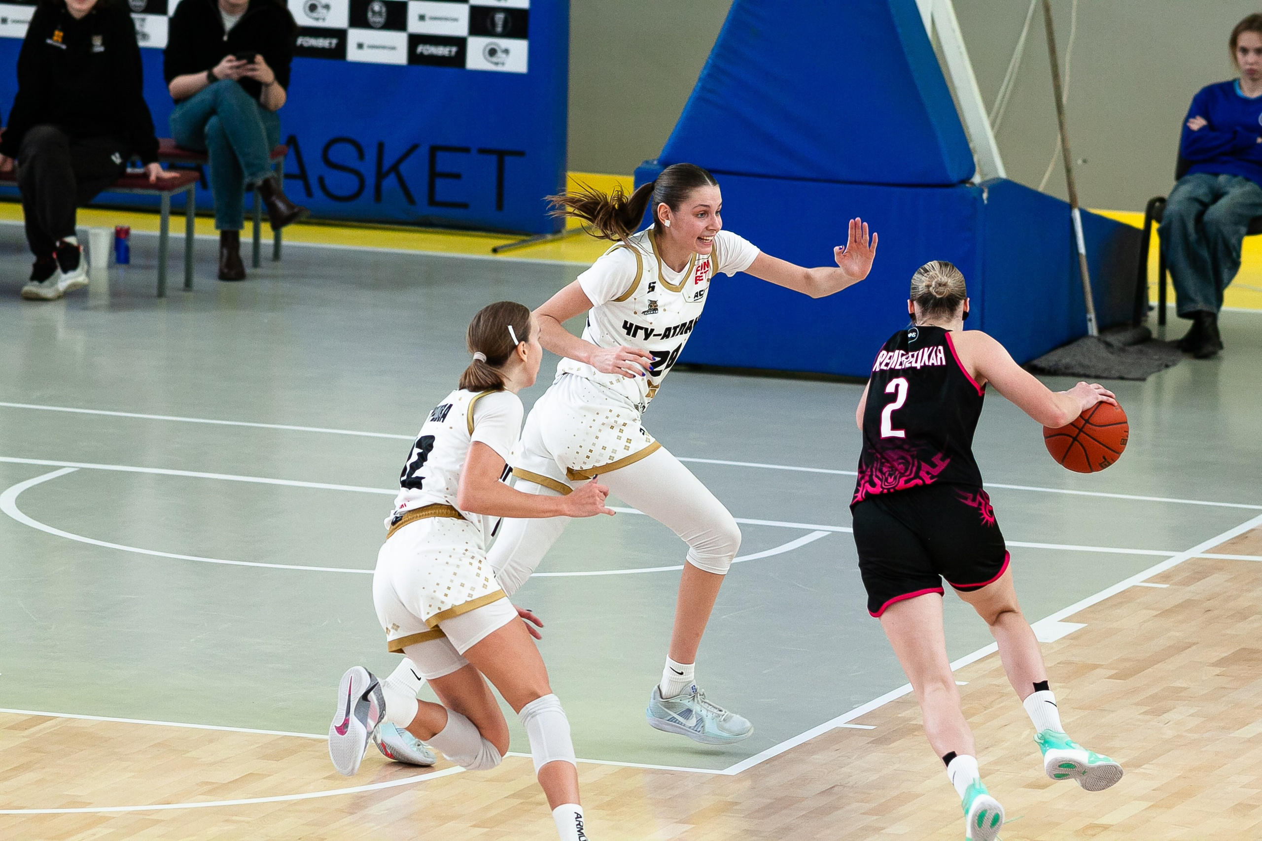 Патшалах университечэ. Фотография