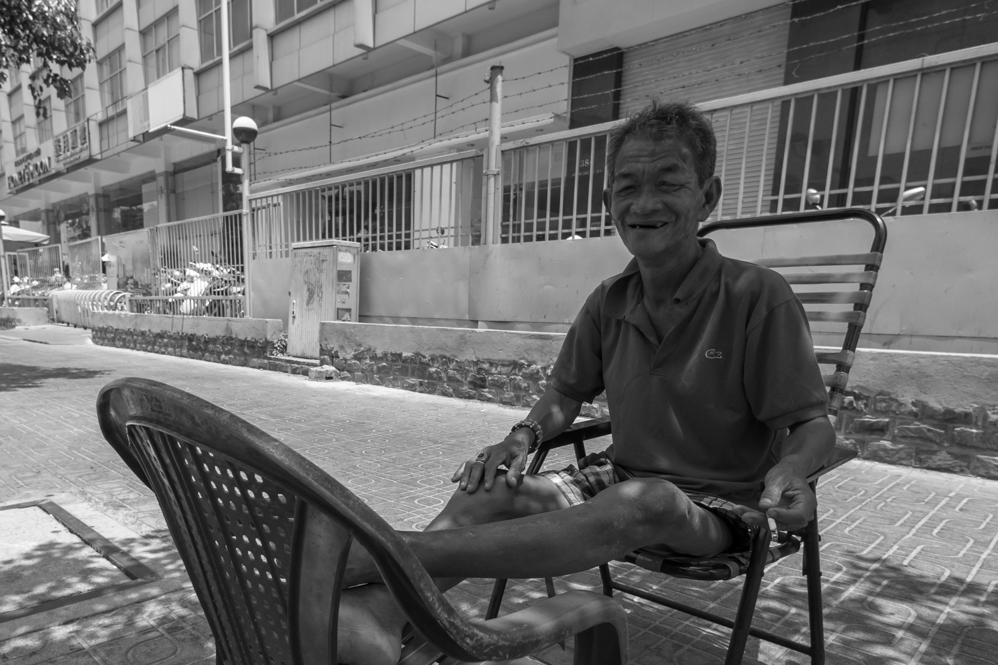 Чужие здесь не ходят. Сайгон, Вьетнам. Фотограф Алексей Скоробогатько