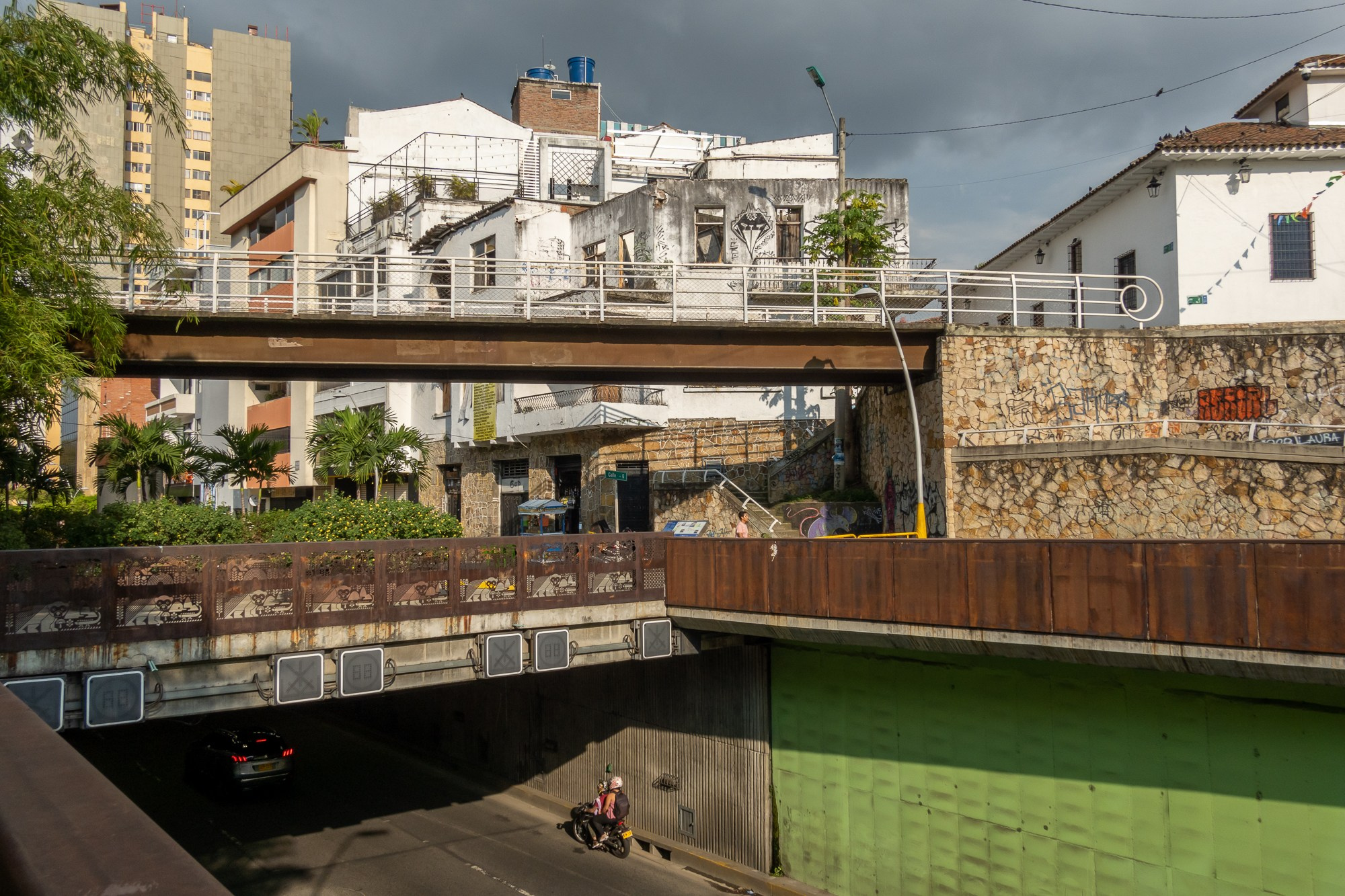 Фотограф Алексей Скоробогатько. Колумбия, г. Кали. Photographer Alexey Skorobogatko. Cali, Colombia. Фотограф Алексей Скоробогатько