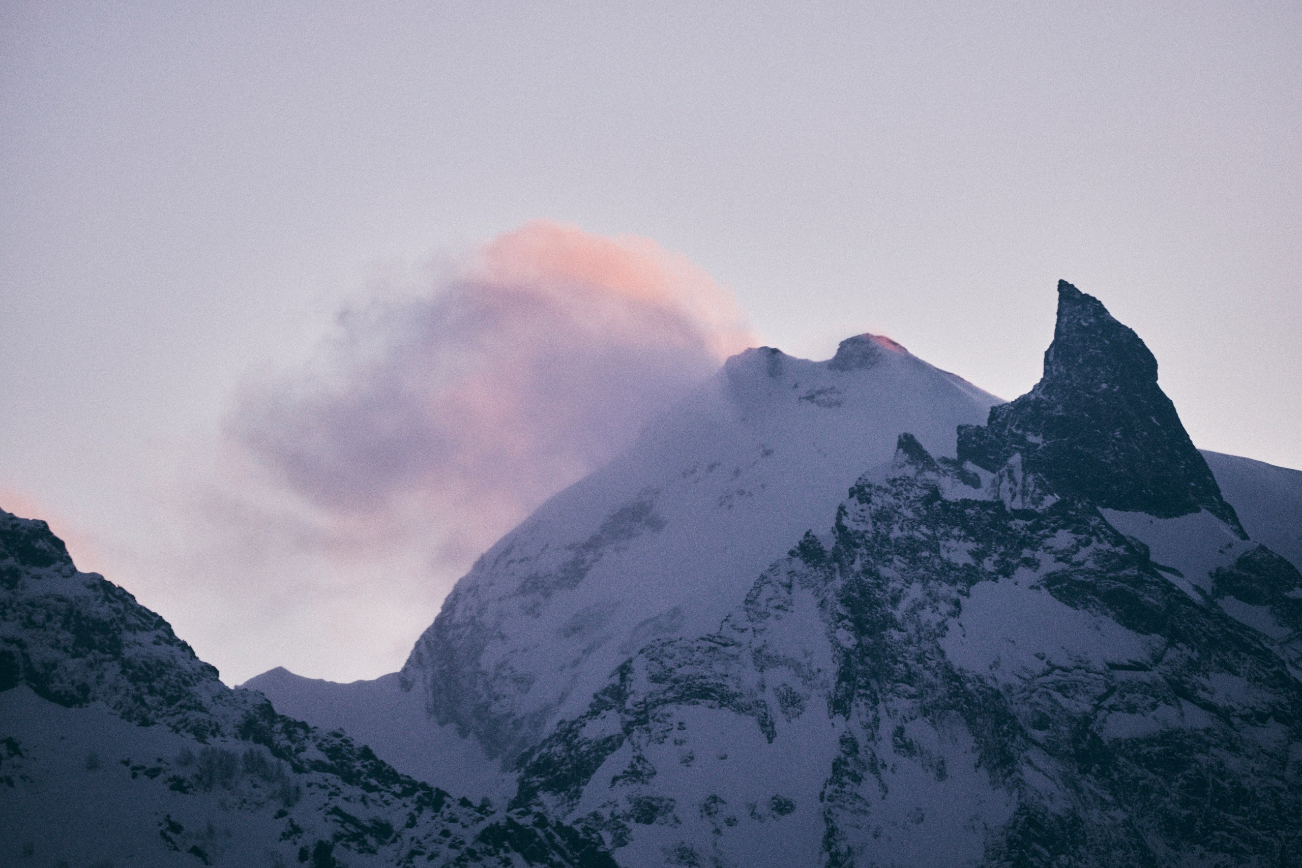 TRAVEL. EVGENYA PERESADOVA