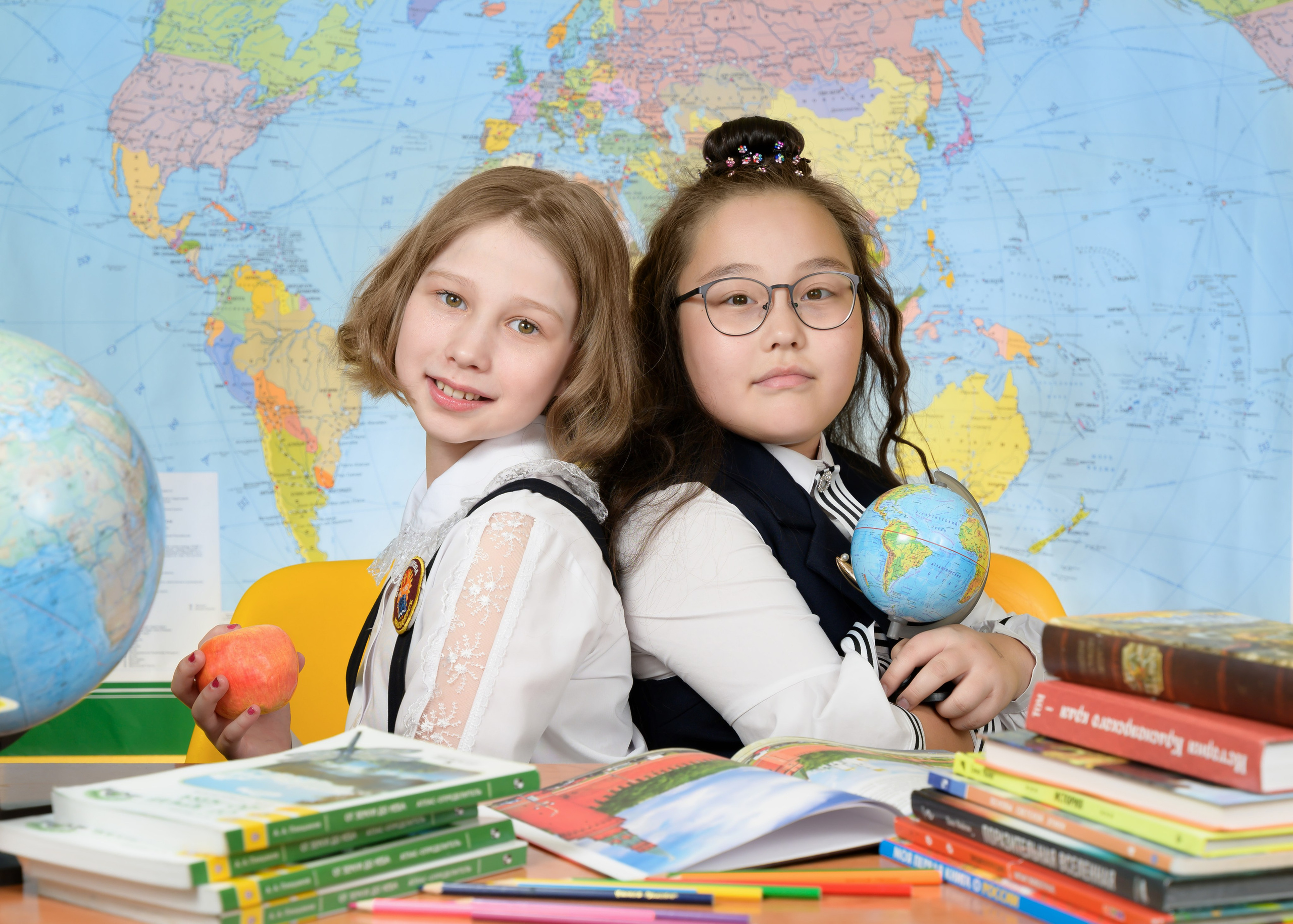 Профессиональная фотосъёмка на выпускные альбомы в Красноярске. Профессиональный фотограф в г. Красноярске Татьяна Арлакова