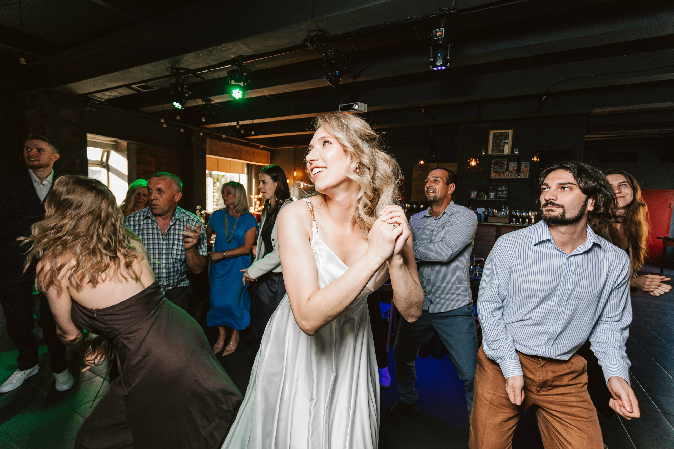 С ЛЮБОВЬЮ, ТИНДЕР