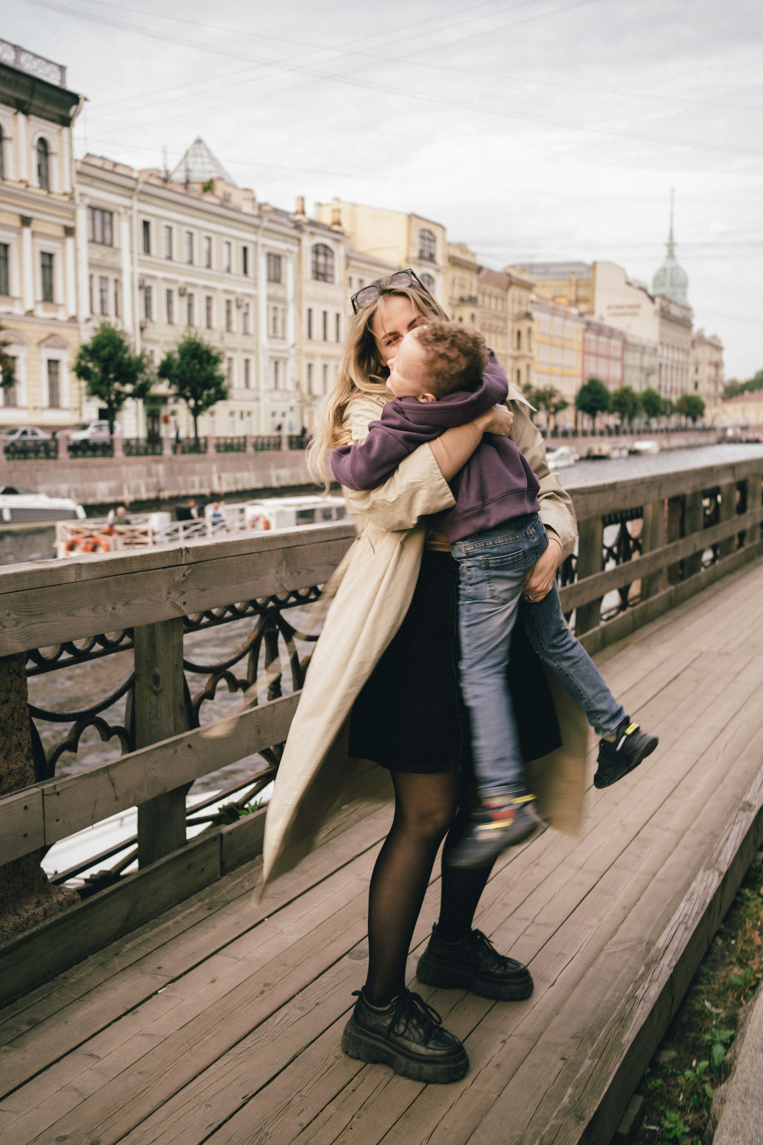 Мама и сын. Репортажный фотограф в Санкт-Петербурге. Фотограф на мероприятие в СПБ