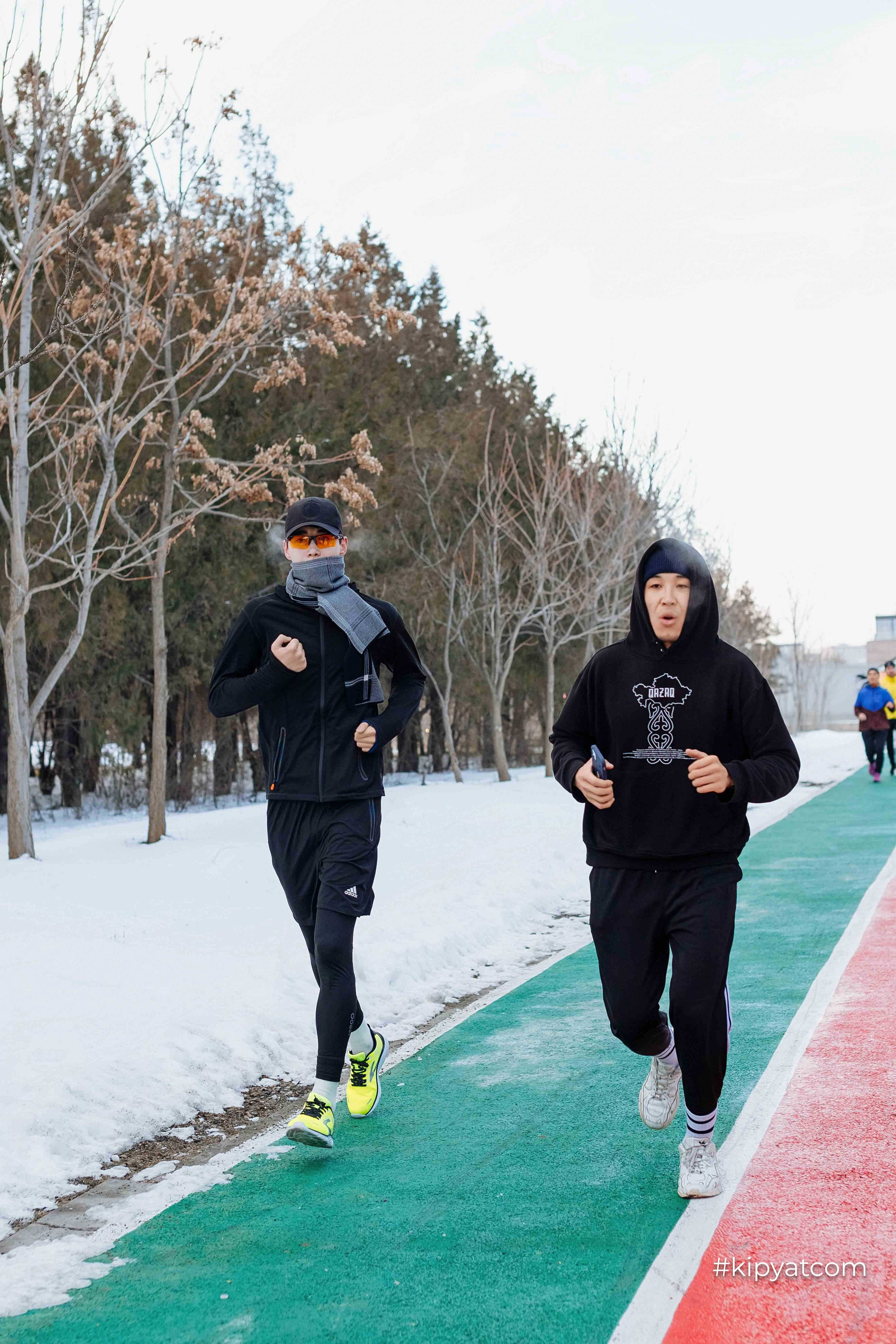 RUNHARD BY SPORTNATION