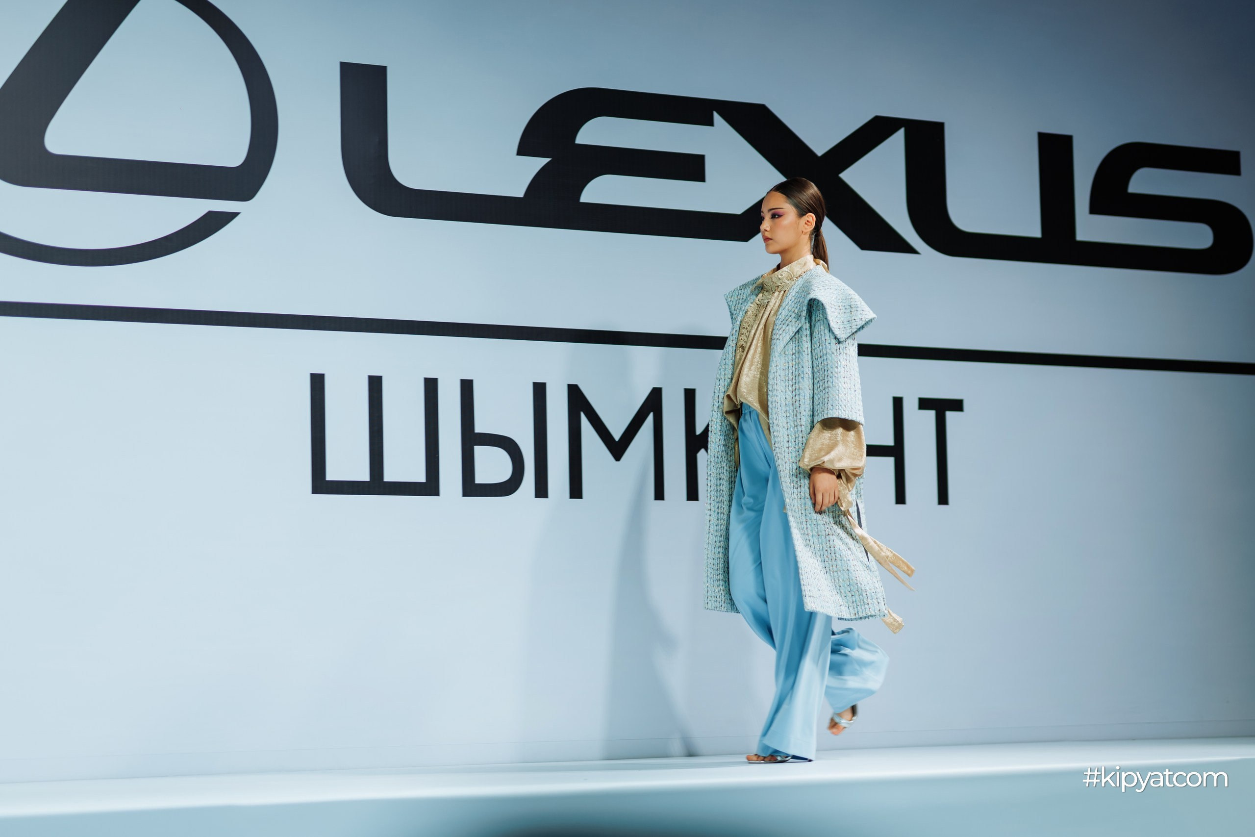 KAZAKHSTAN FASHION WEEK SHYMKENT 11 SEASON. Кипятком Шымкент