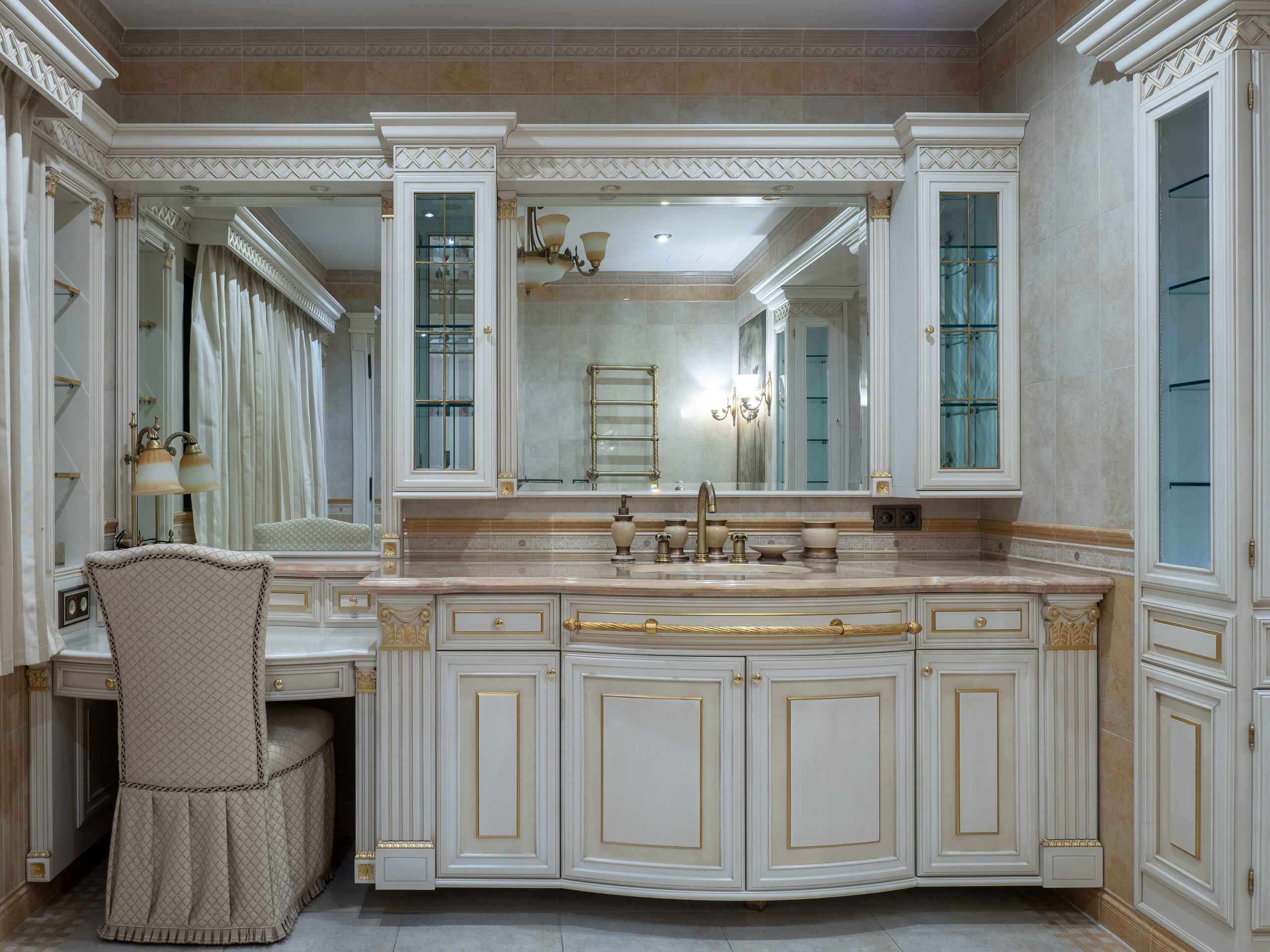 Дом на Воскресенской набережной. Сидоров Артем