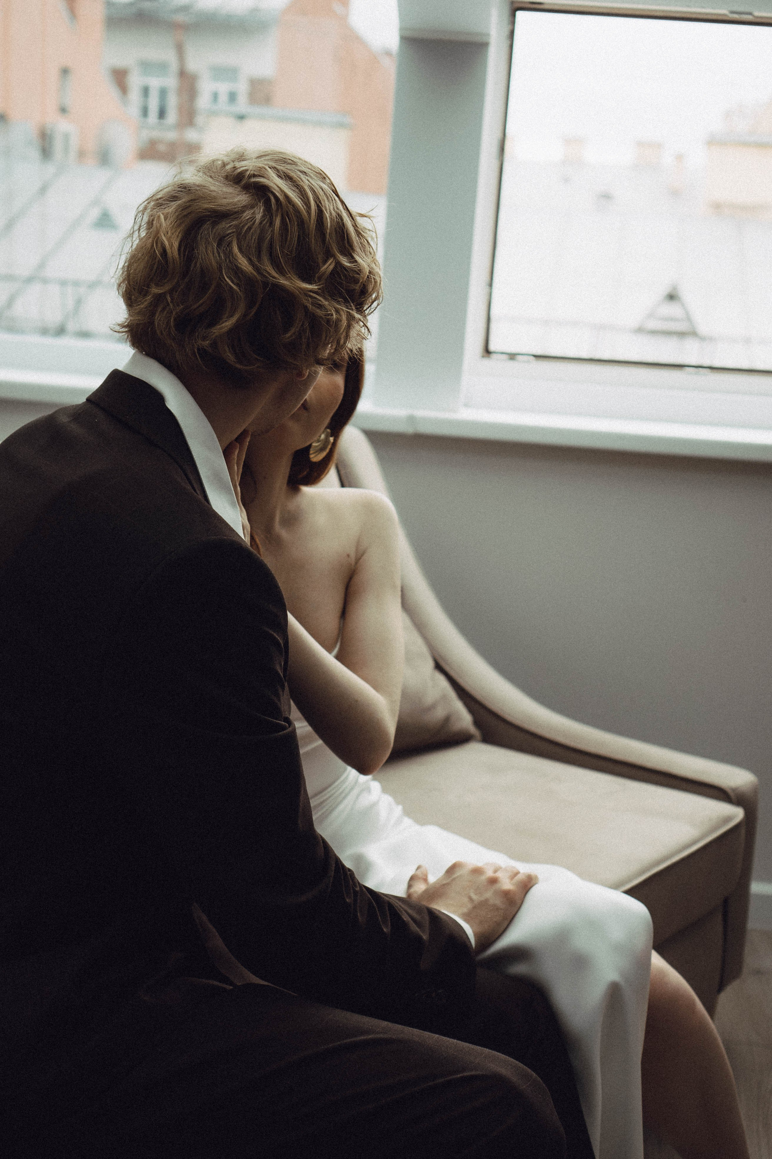 СВАДЕБНАЯ СЬЕМКА В ОТЕЛЕ. СБОРЫ ЖЕНИХА И НЕВЕСТЫ И ТАКЖЕ ТОР И ПОДГОТОВКА К ПРОГУЛКЕ. Профессиональный фотограф, Санкт-Петербург — Виктория Богомолова