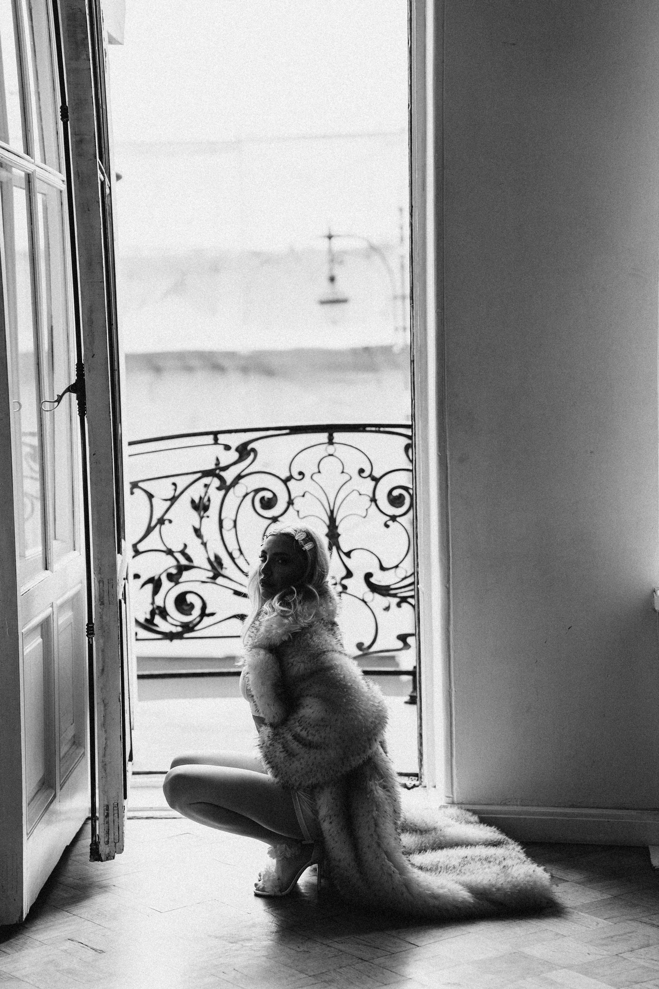 МИНИМАЛИЗМ В СТУДИИ НА ЧЕРНЫШЕВСКОЙ В СТУДИИ С БАЛКОНОМ. Профессиональный фотограф, Санкт-Петербург — Виктория Богомолова