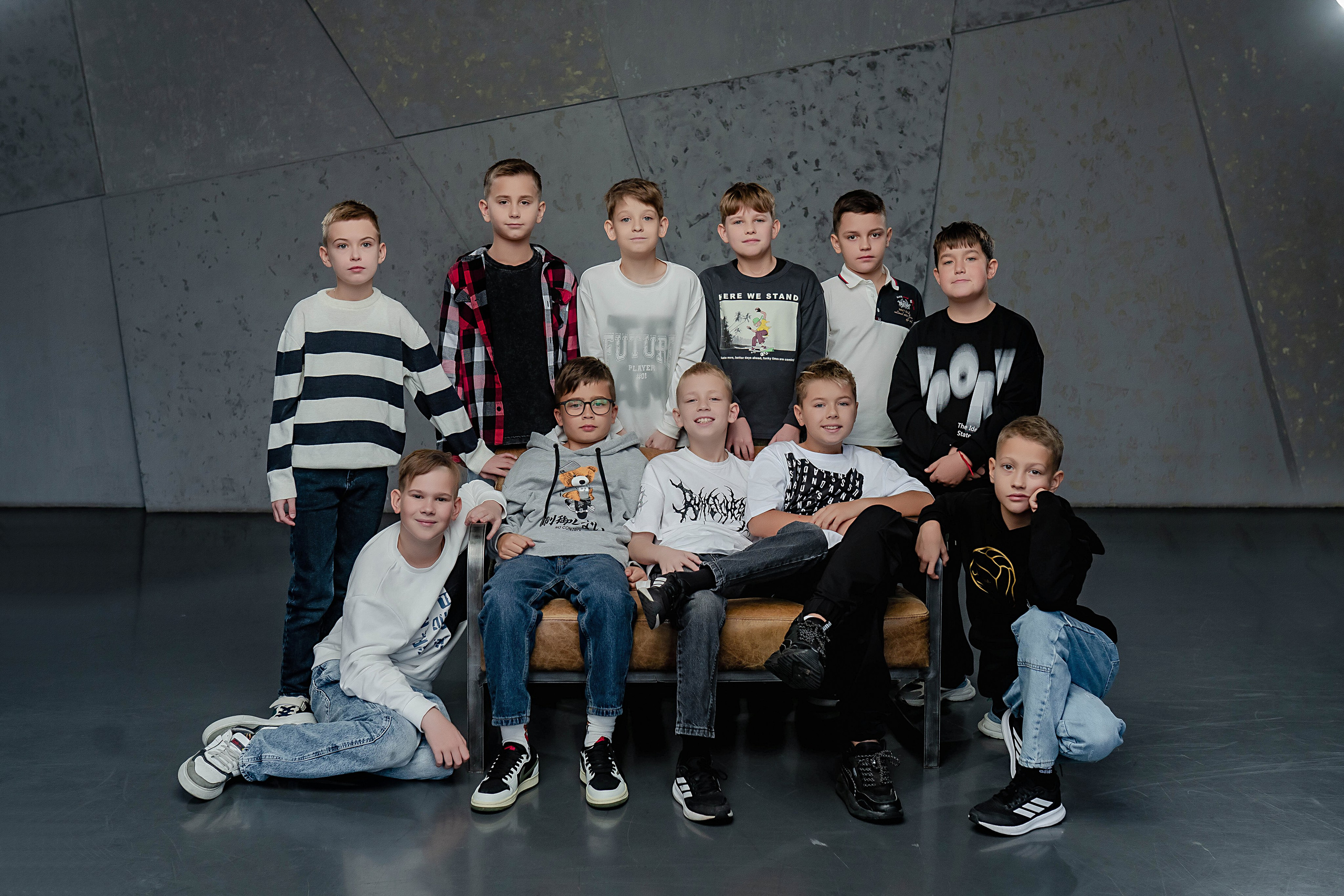 Выпускные (школьные) альбомы (книги) в Ростове-на-Дону. Современные Выпускные Альбомы в Ростове-на-Дону