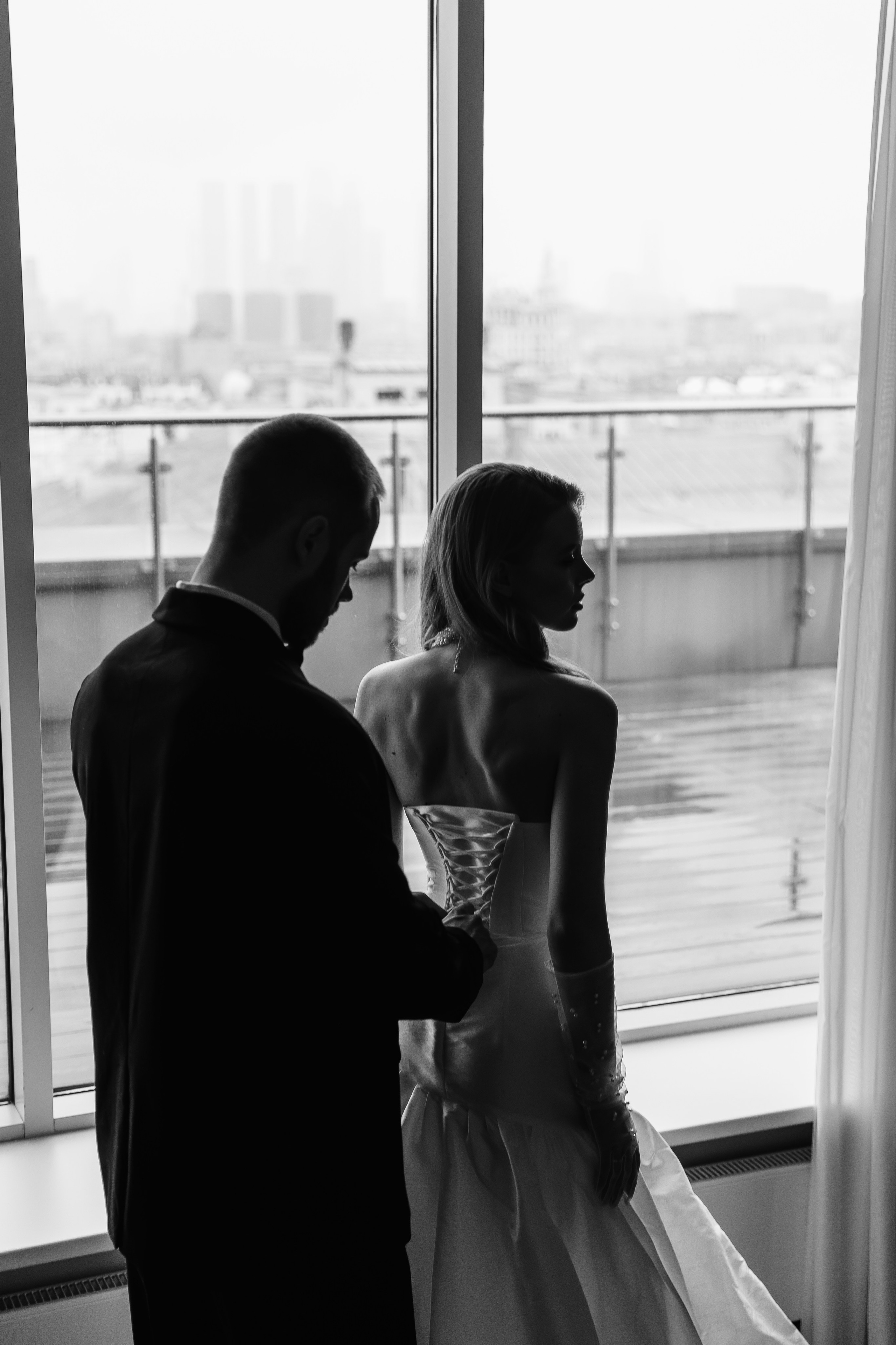 Свадебная съемка в отеле Continental. Главная