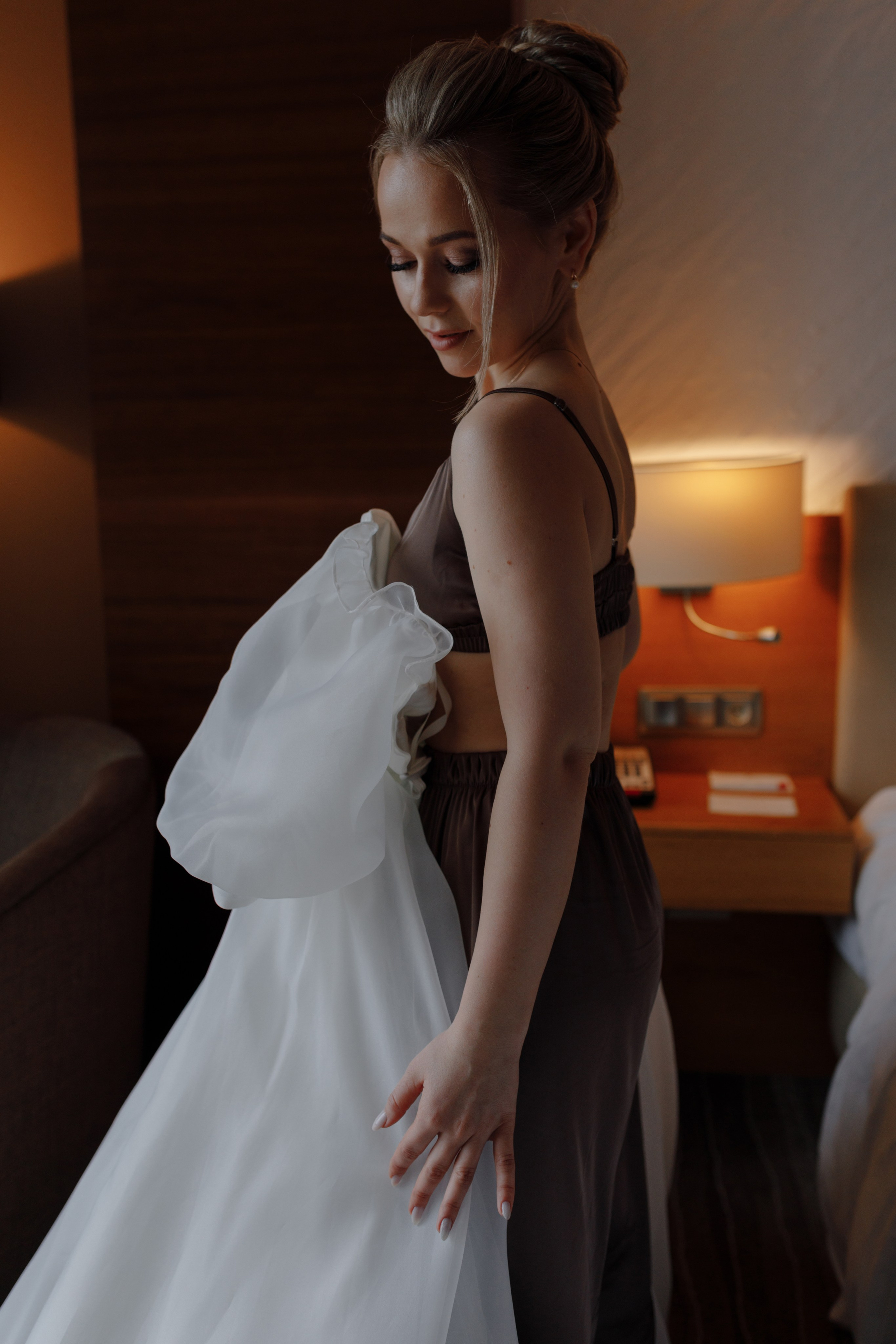 Апрельская история. Главная