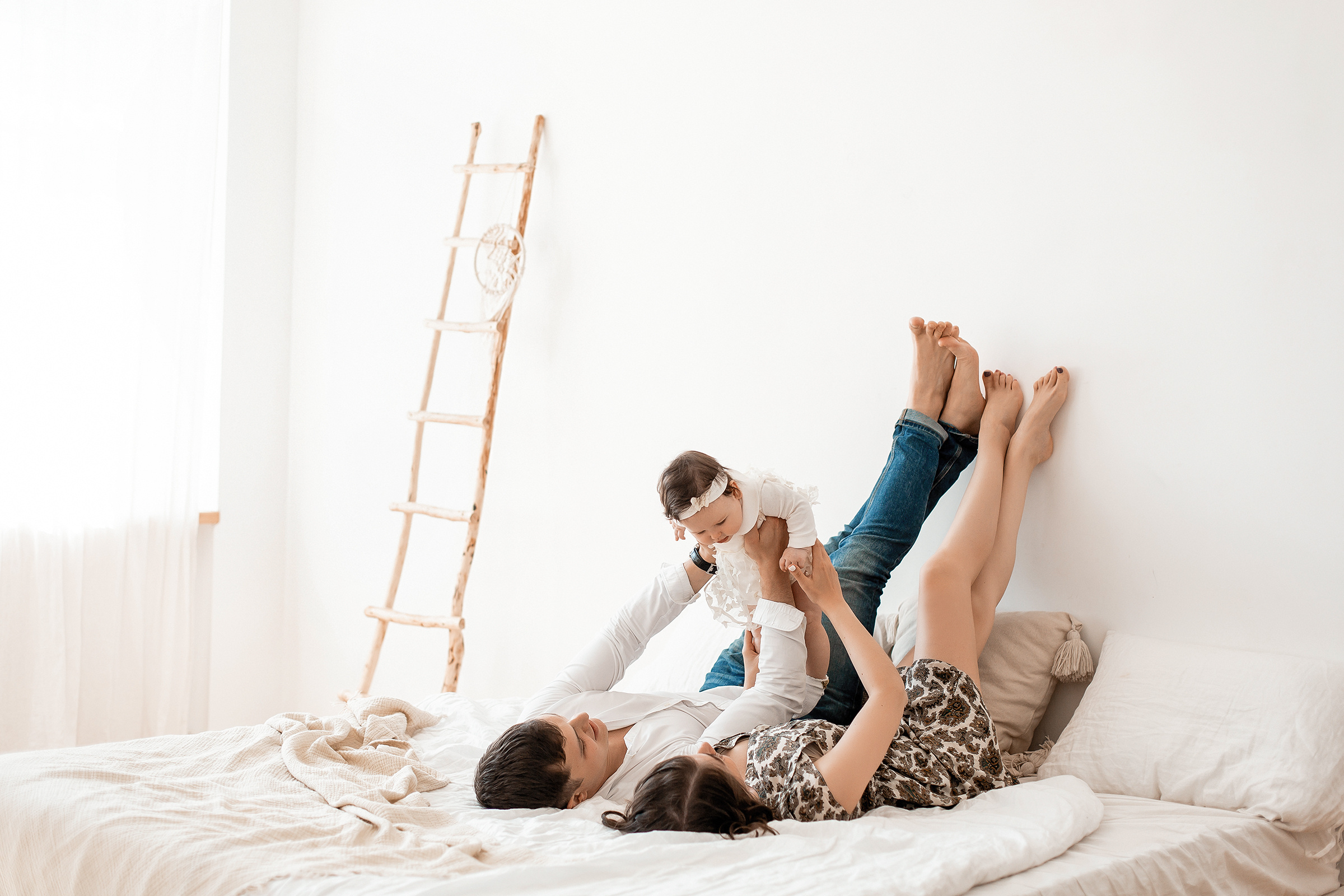 Семейная фотосессия в студии и дома. Семейный фотограф в Санкт-Петербурге Анна Аверина