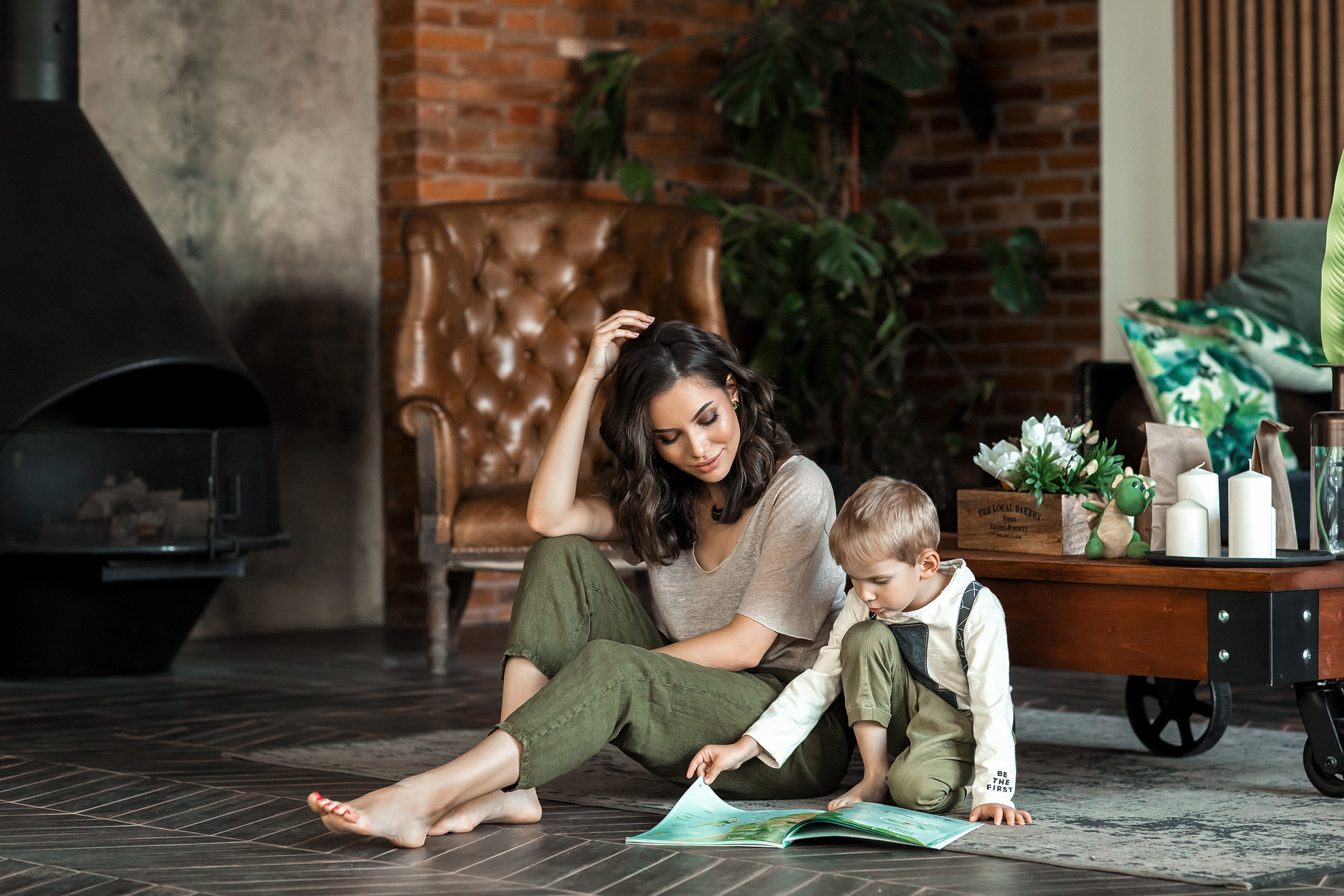 Семейная фотосессия в студии и дома. Семейный фотограф в Санкт-Петербурге Анна Аверина