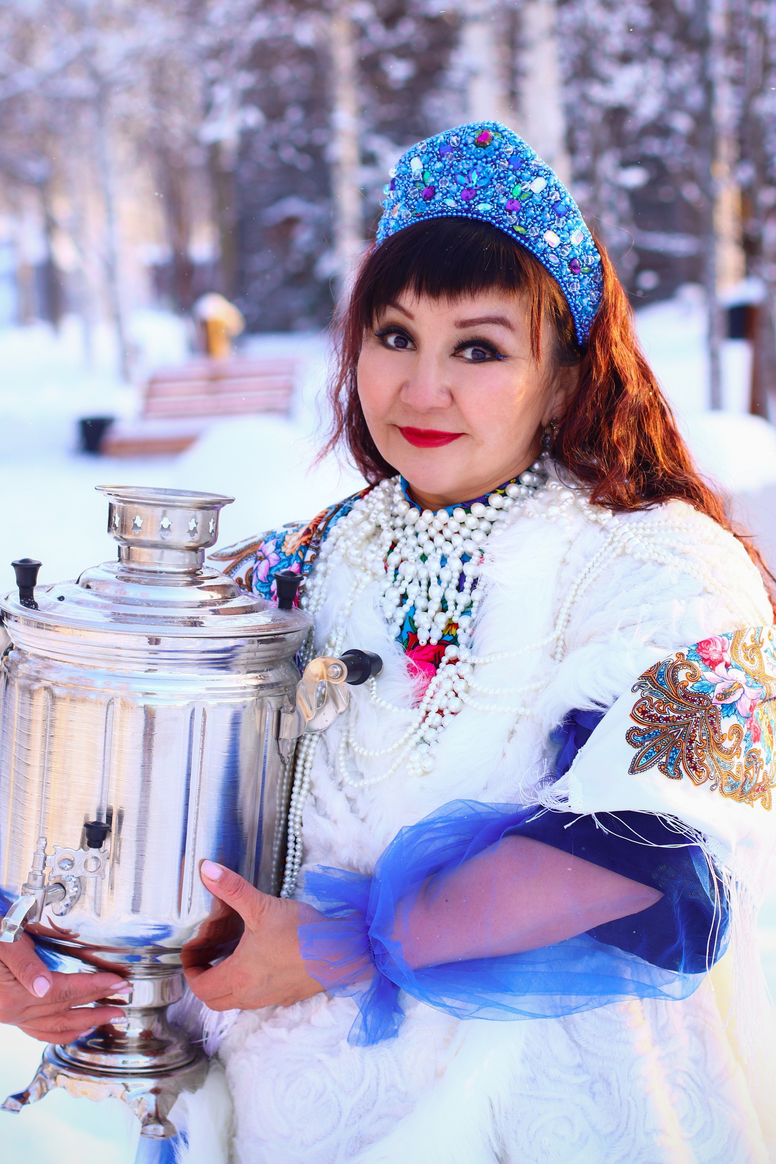 С белым псом. Фотограф в Сургуте Брызгунова Анастасия