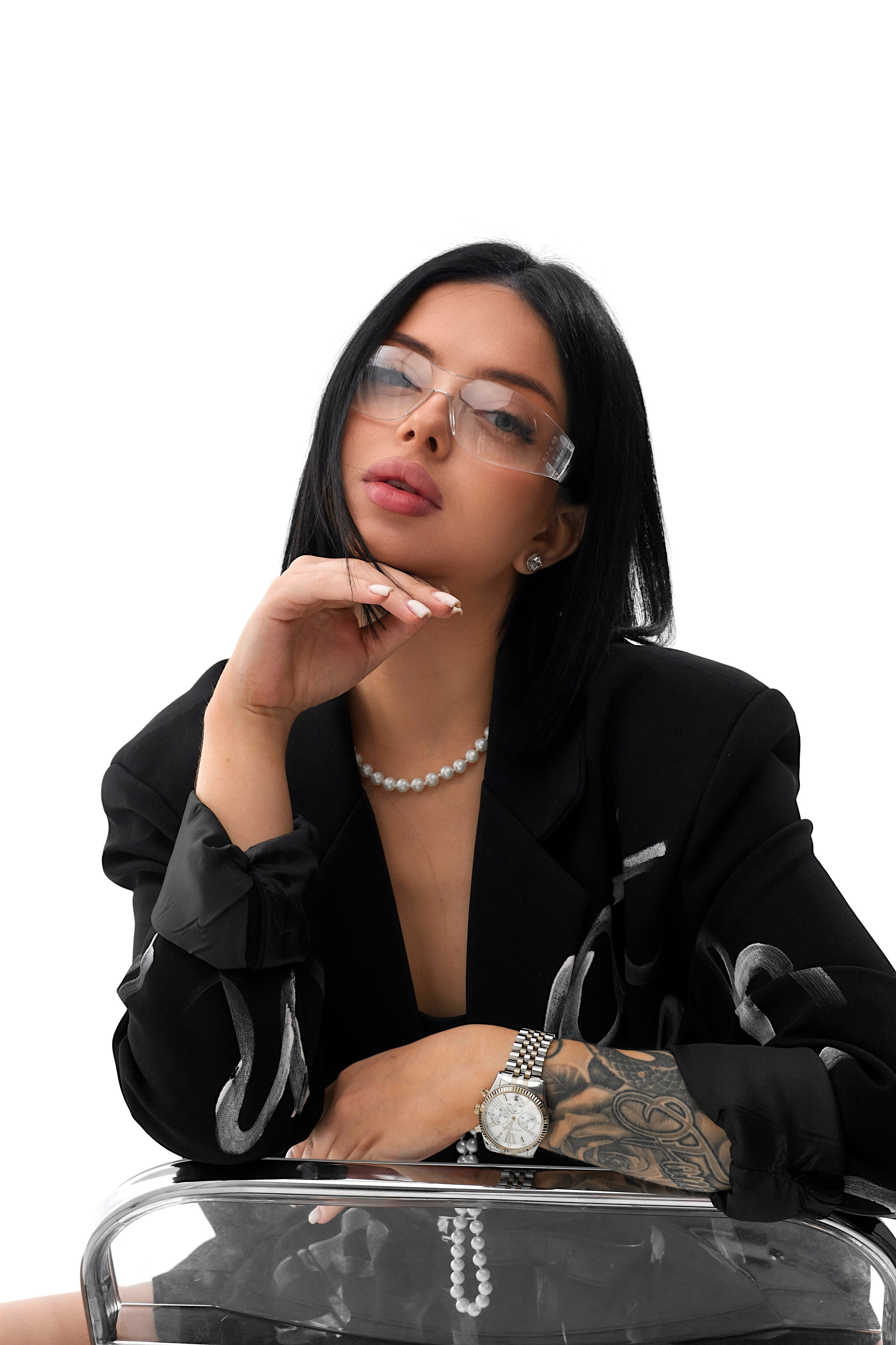 Контент-съемка для мастеров студии по тату и ПМ. Pomanovskaya.ru / женский фотограф