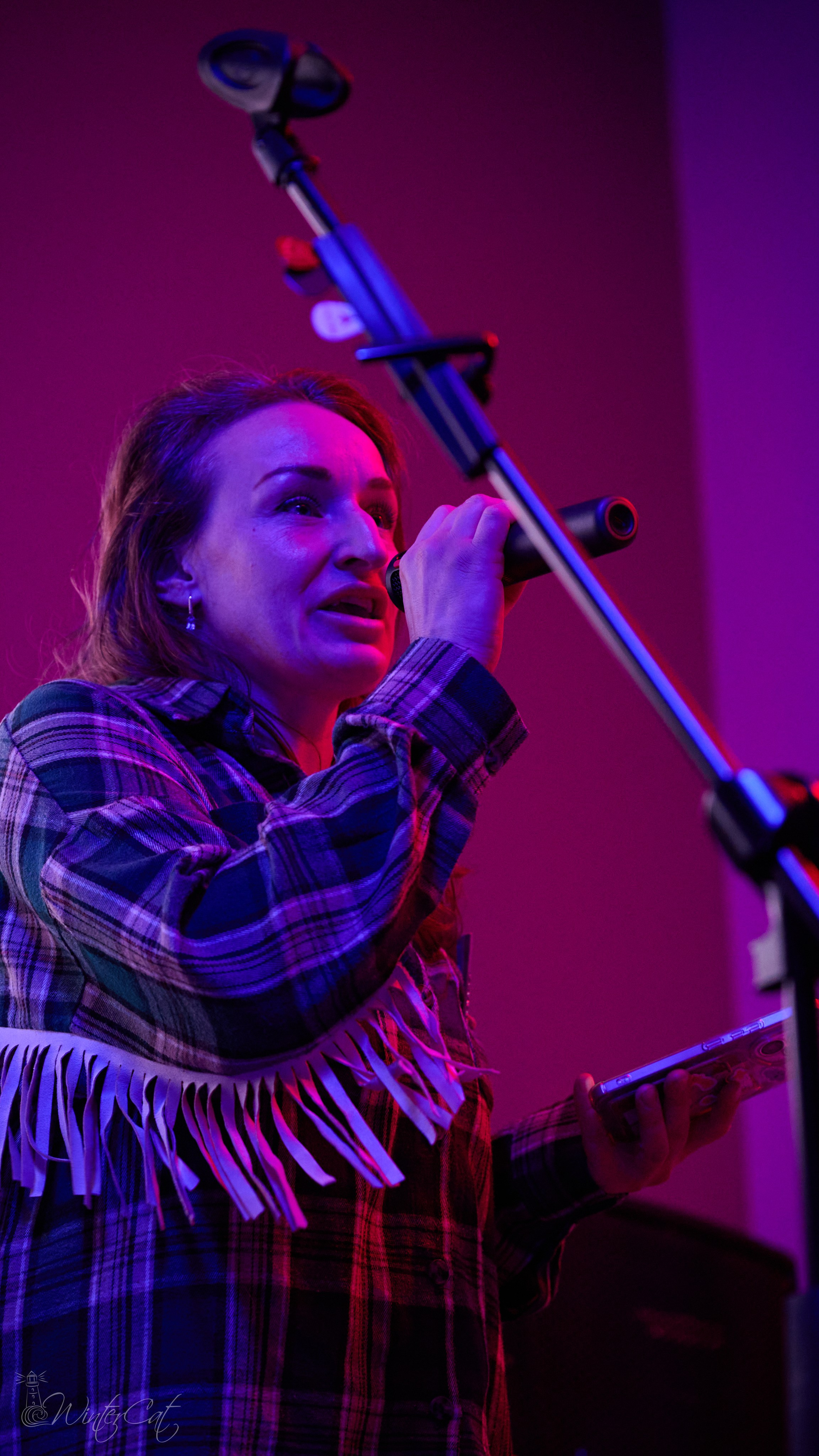 Открытый микрофон. Портретный и репортажный фотограф в Магадане Андрей Нефедов WinterCatPhoto