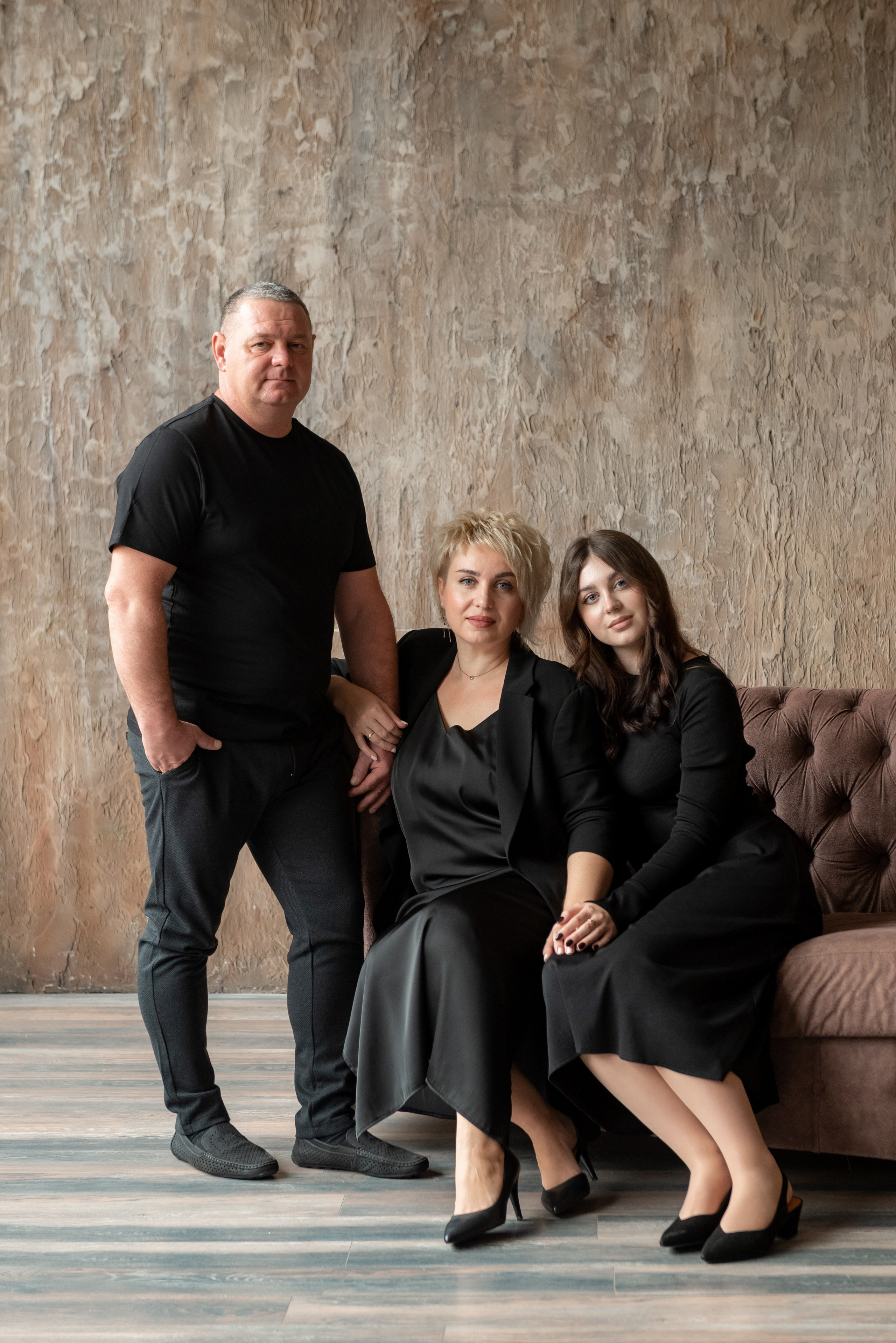 Евгений Катя и Виолетта. Семейный фотограф Ирина Сгибнева