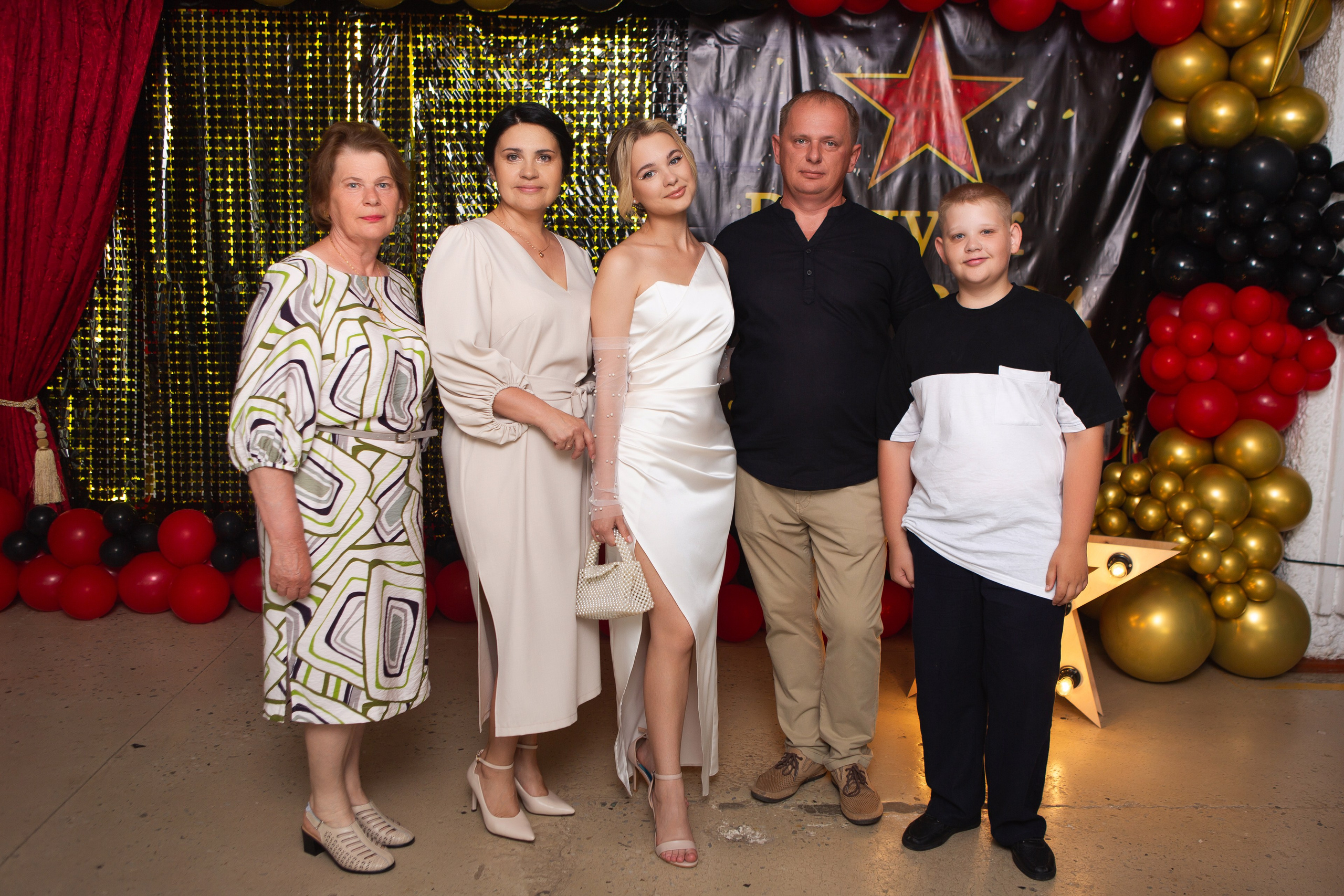 ФОТОСЕССИЯ С РОДИТЕЛЯМИ «ВЫПУСКНОЙ» 2024 г. 9 ШКОЛА г. МЦЕНСК. ТВОЙ АЛЬБОМ / ТВОИ ПРАВИЛА