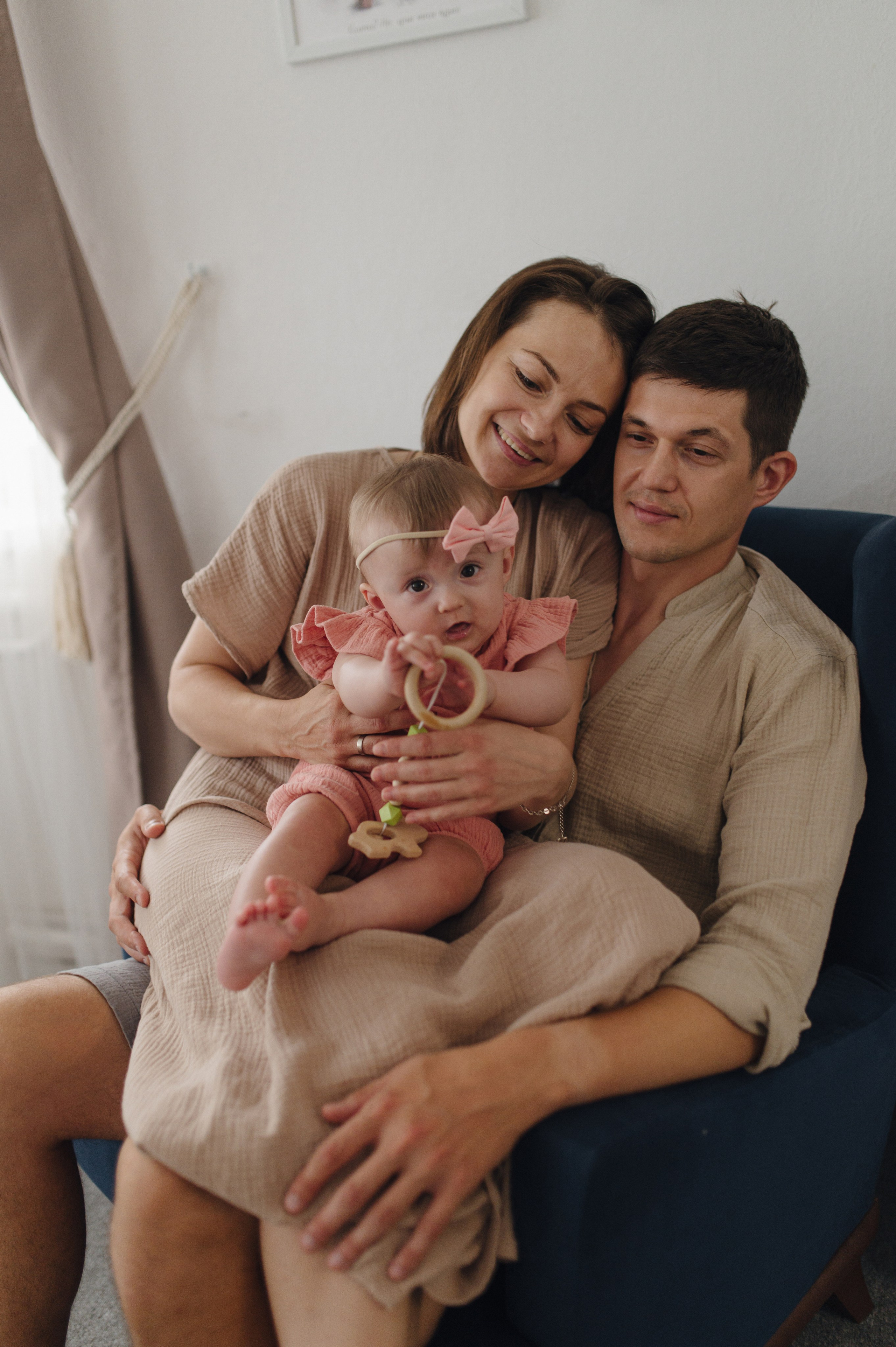 Ульяна, Яша и Лия. Домашняя история. Свадебный фотограф Москва и Санкт-Петербург. Анастасия Чудина