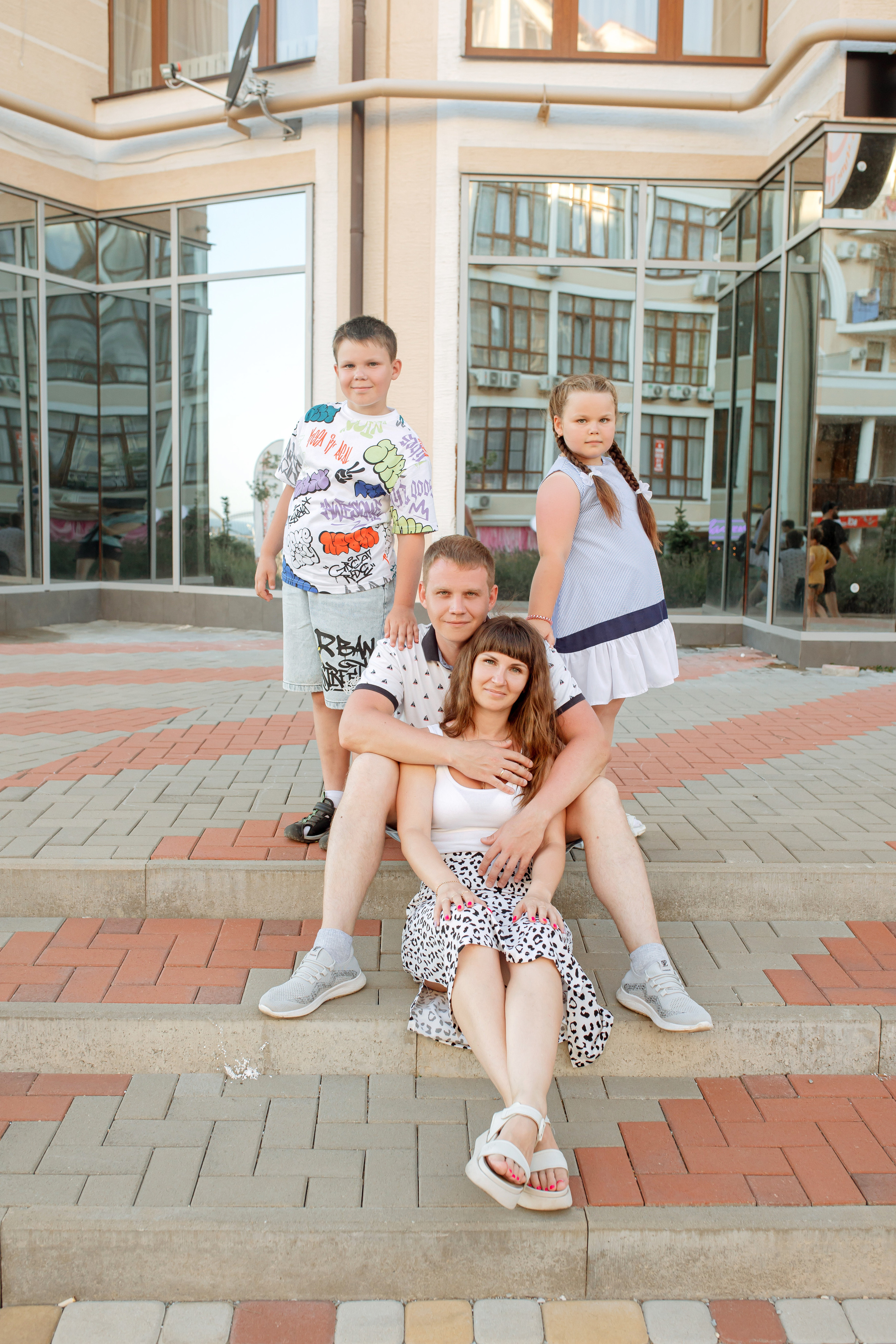 Кристина, Константин, Дима и Даша. Фотограф в Геленджике, Архипо-Осиповке, Абрау-Дюрсо, Кринице Виктория