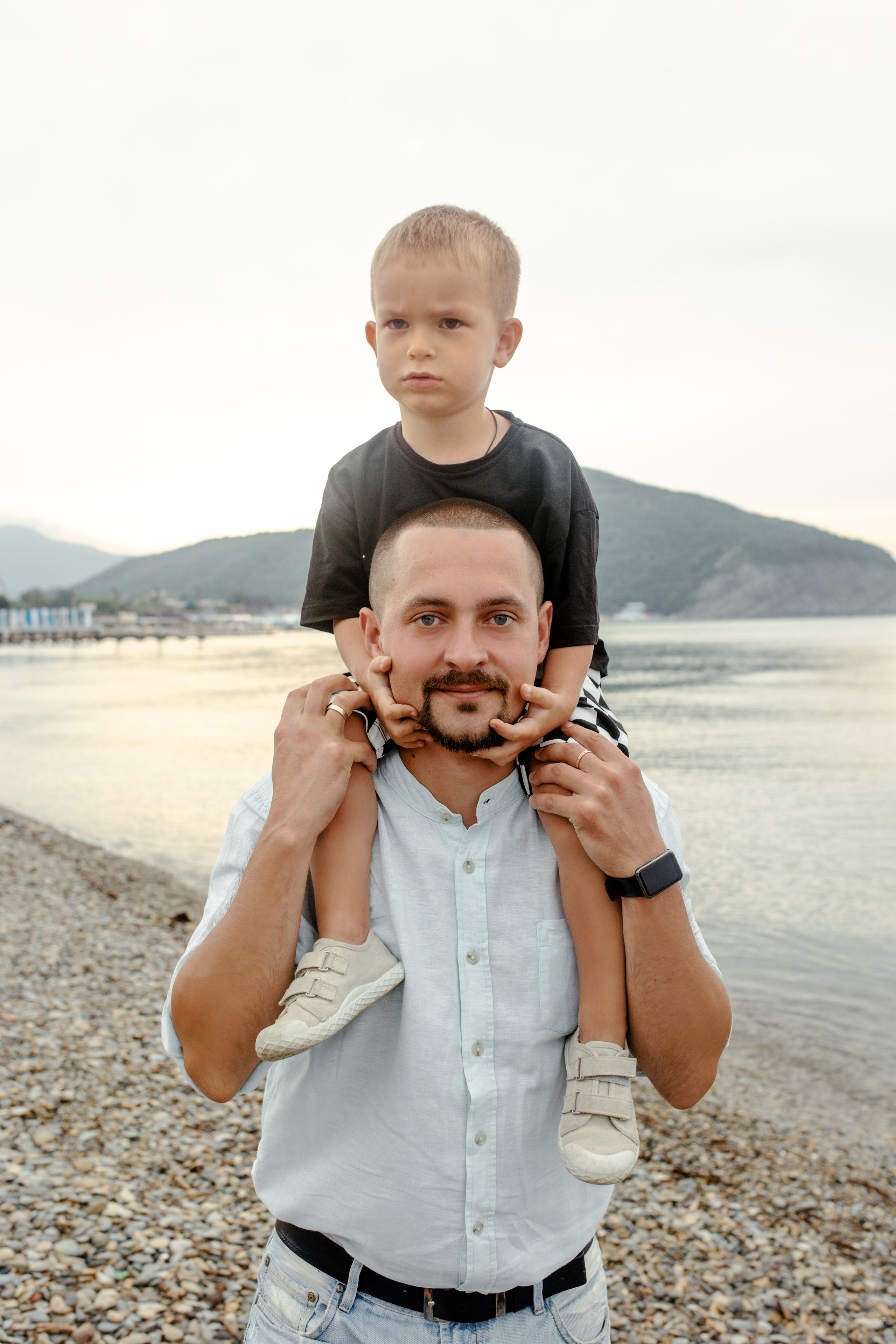 Маргарита, Алексей, Арсений и Милана с Егором. Фотограф в Геленджике, Архипо-Осиповке, Абрау-Дюрсо, Кринице Виктория