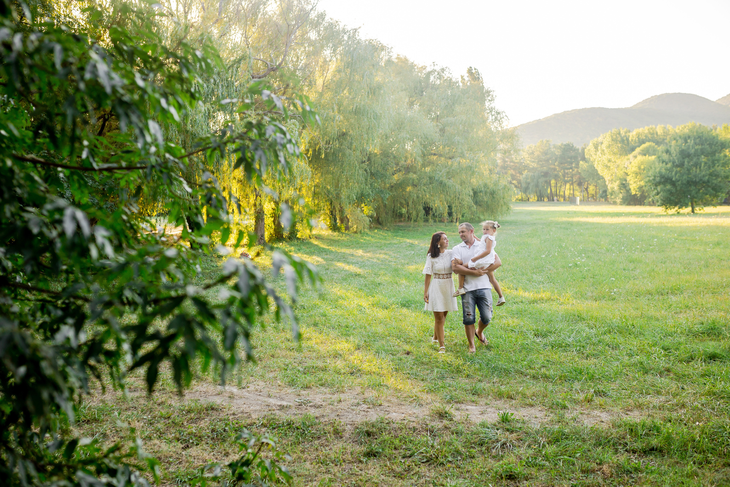 Галина, Александр с дочерью. Wedding and family photographer in Gelendzhik Victoria Balashova