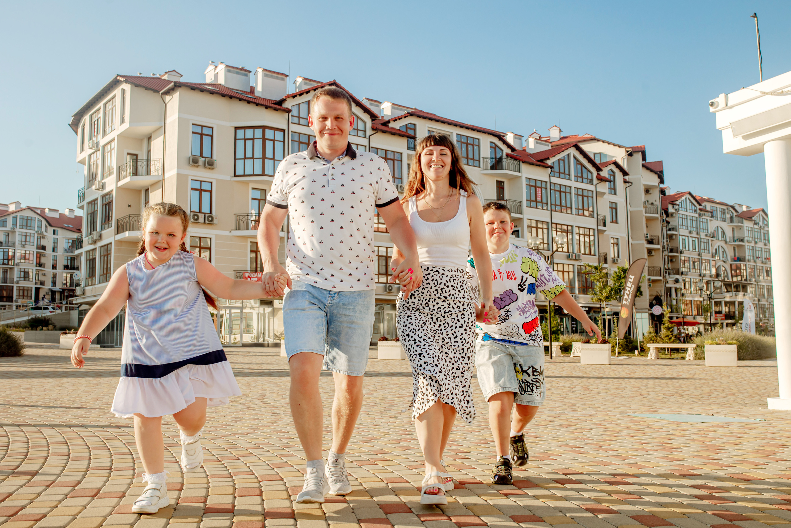 Кристина, Константин, Дима и Даша. Фотограф в Геленджике, Архипо-Осиповке, Абрау-Дюрсо, Кринице Виктория
