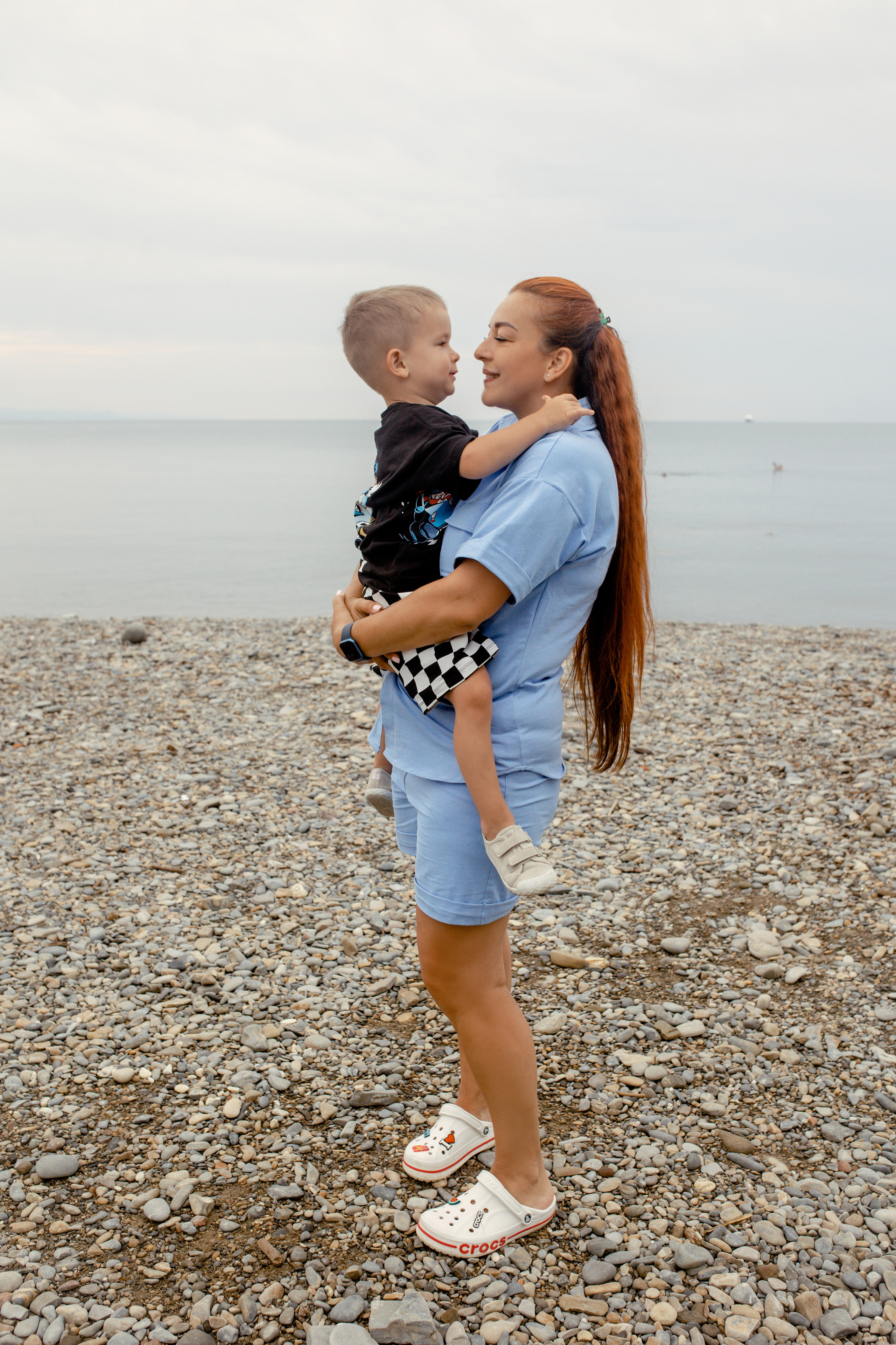 Маргарита, Алексей, Арсений и Милана с Егором. Фотограф в Геленджике, Архипо-Осиповке, Абрау-Дюрсо, Кринице Виктория