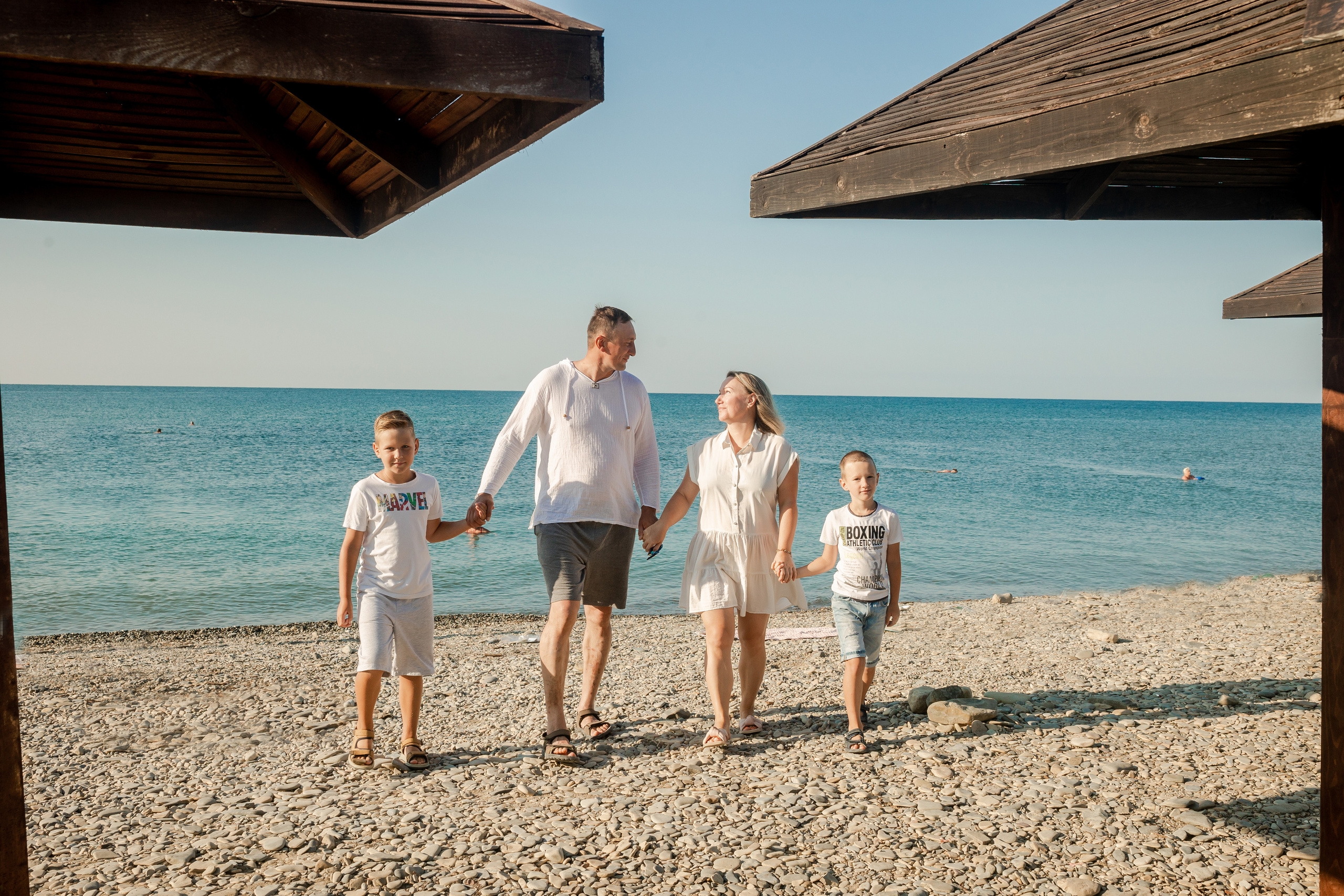 Татьяна и Андрей с детьми. Фотограф в Геленджике, Архипо-Осиповке, Абрау-Дюрсо, Кринице Виктория