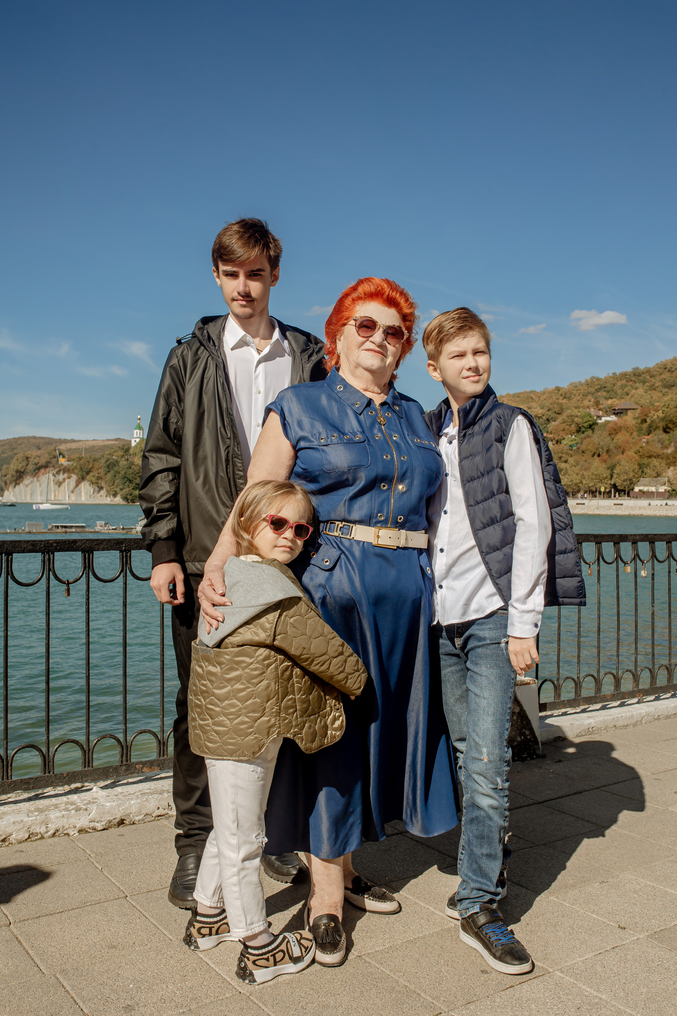 Людмила с семьей. Фотограф в Геленджике, Архипо-Осиповке, Абрау-Дюрсо, Кринице Виктория