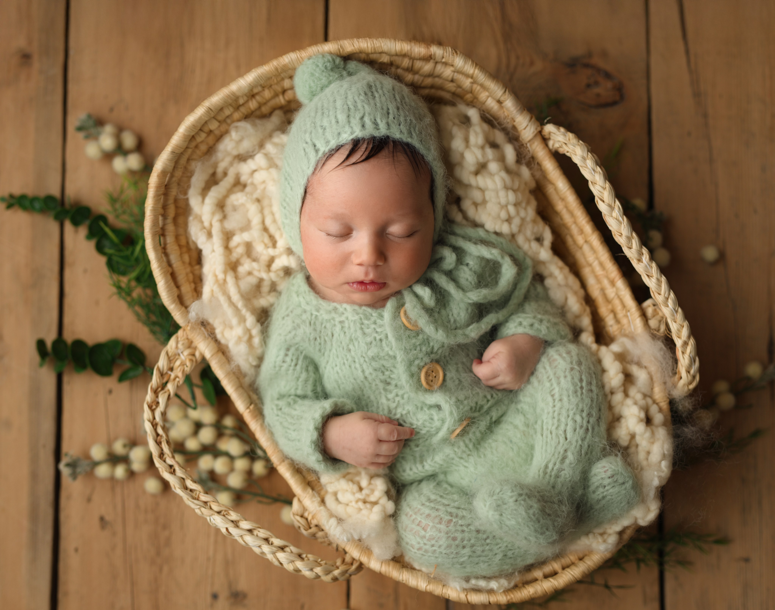 Newborn. Фотограф новорождённых в Казани Нейля Гильмутдинова ньюборн