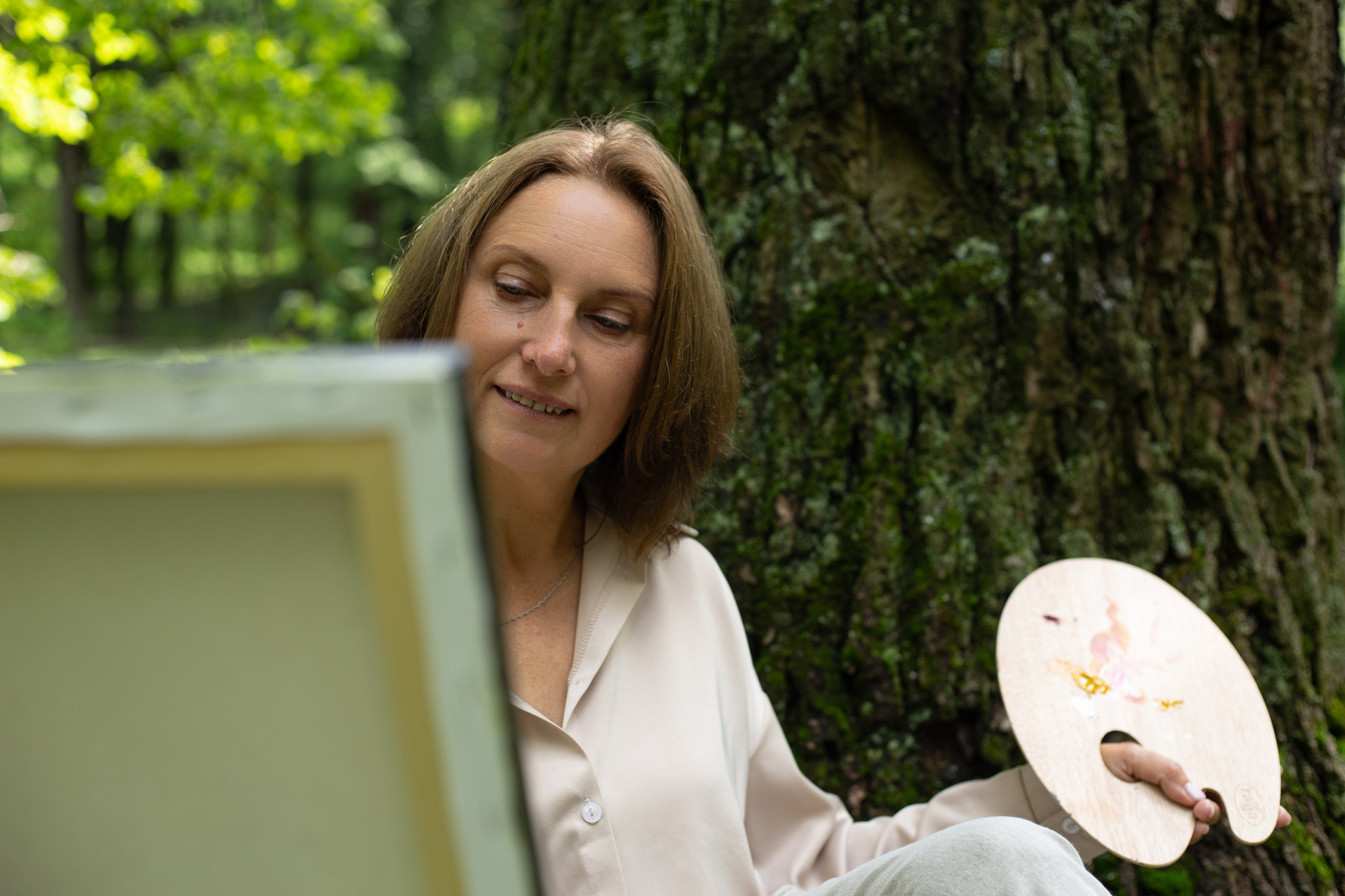 Небо отражается в глазах художницы. Фотограф Тула