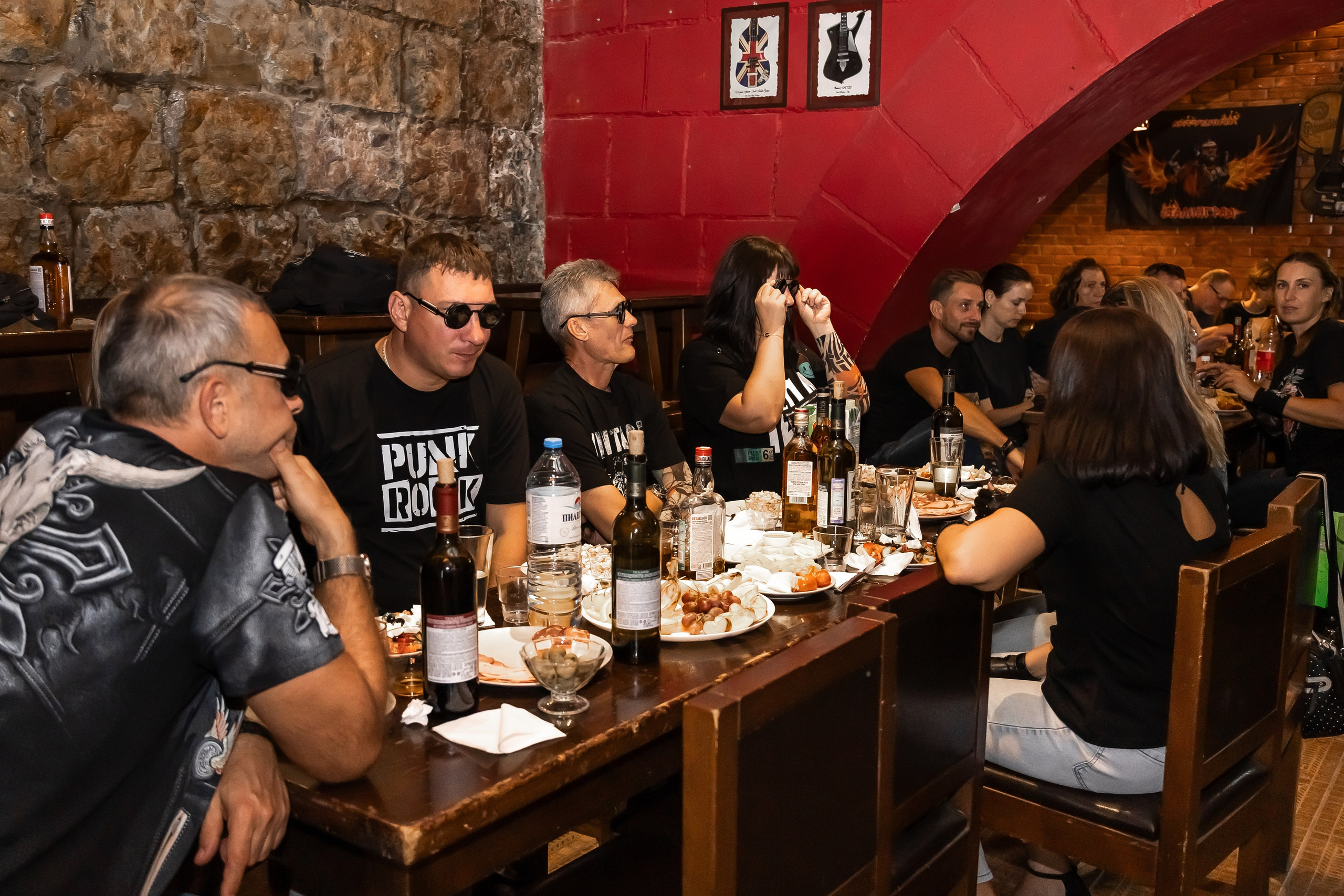 День Рождения Алексея в баре «Белая Лошадь». Фотограф в Волгограде Норченко Светлана