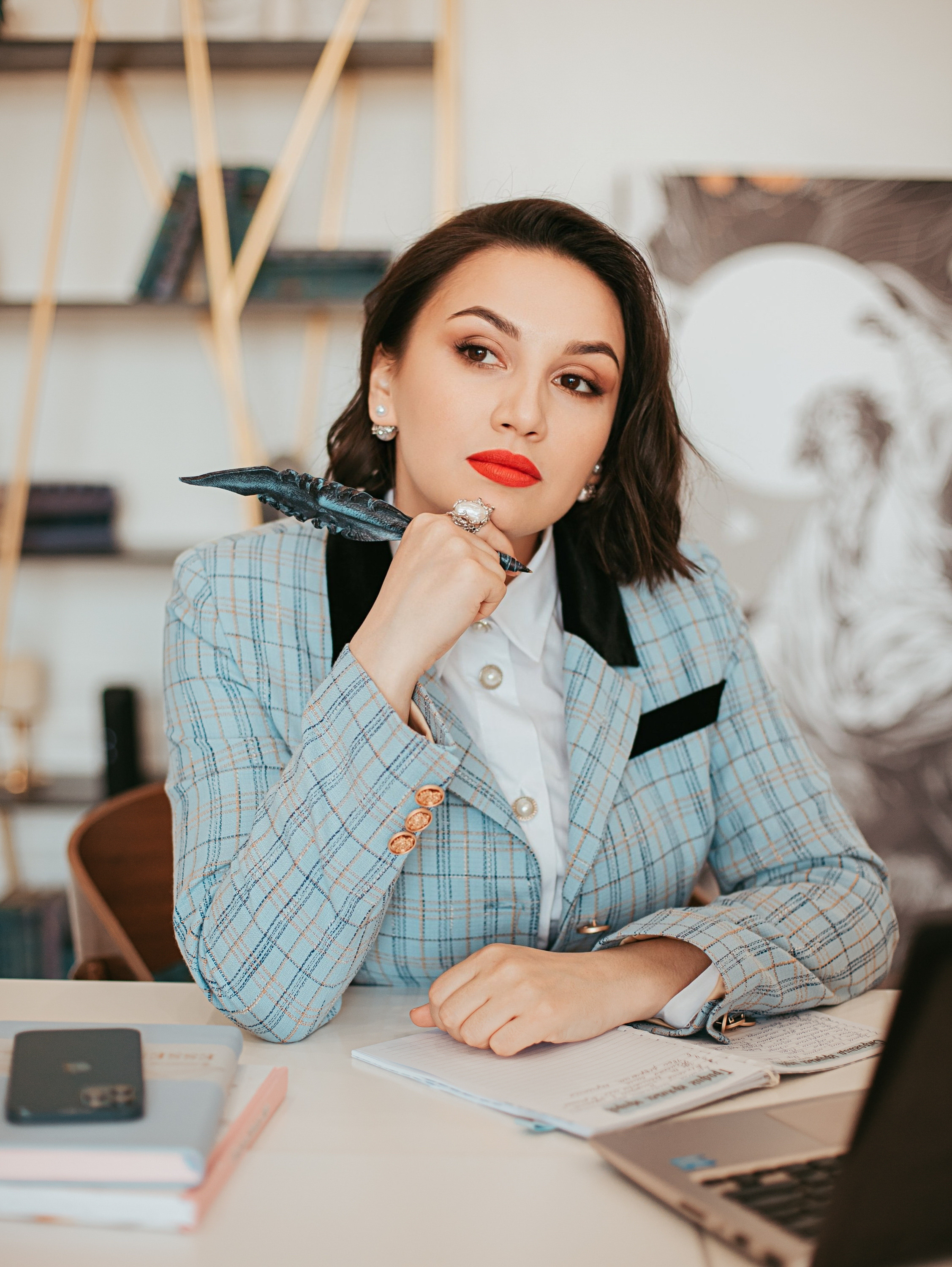 Анна Шадрова | Графолог — астролог. Brand фотограф в Москве Юлиана Томина