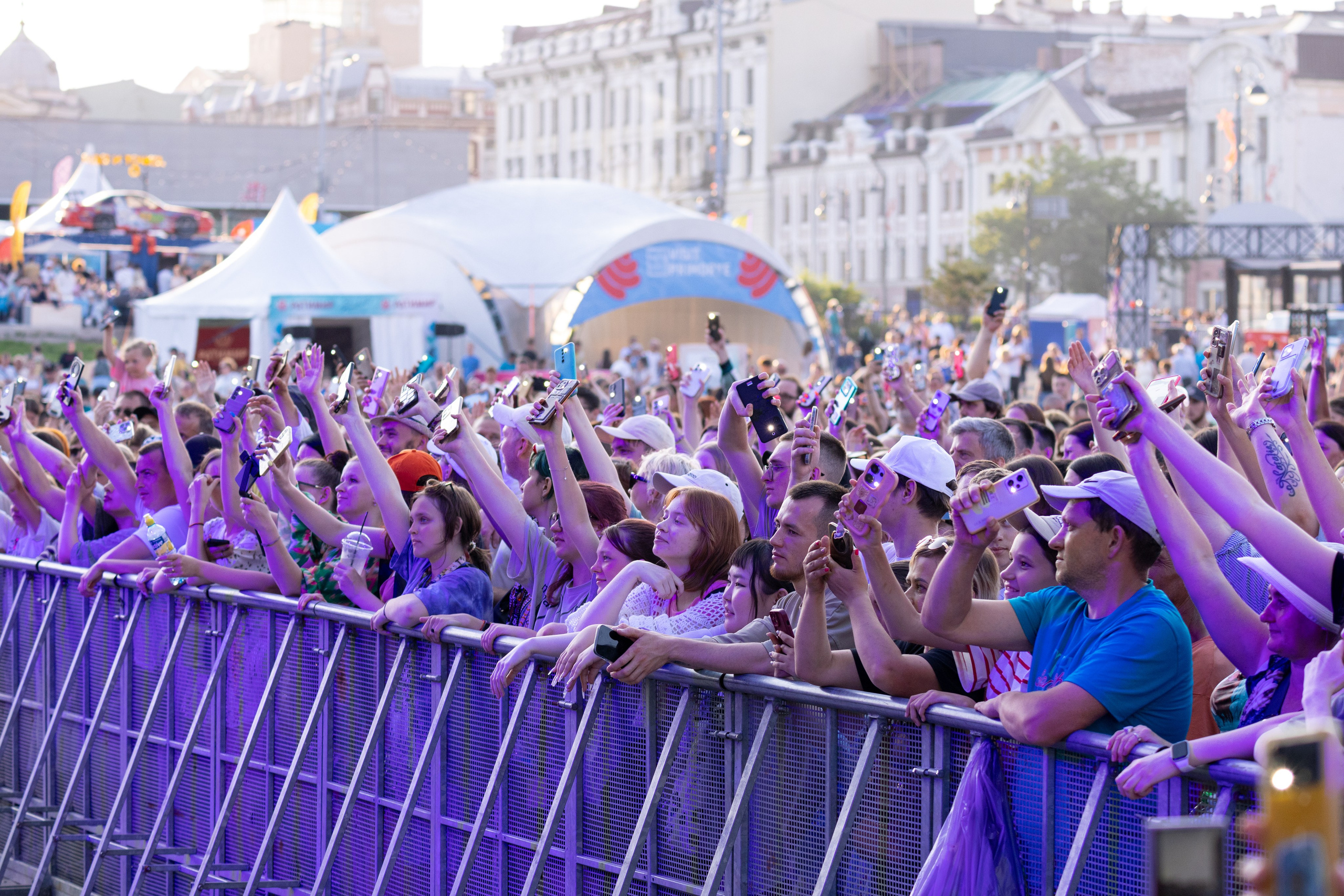 День молодёжи. Владивосток 2025. Олег Катакинов| Репортажный фотограф в городе у моря (Владивосток)