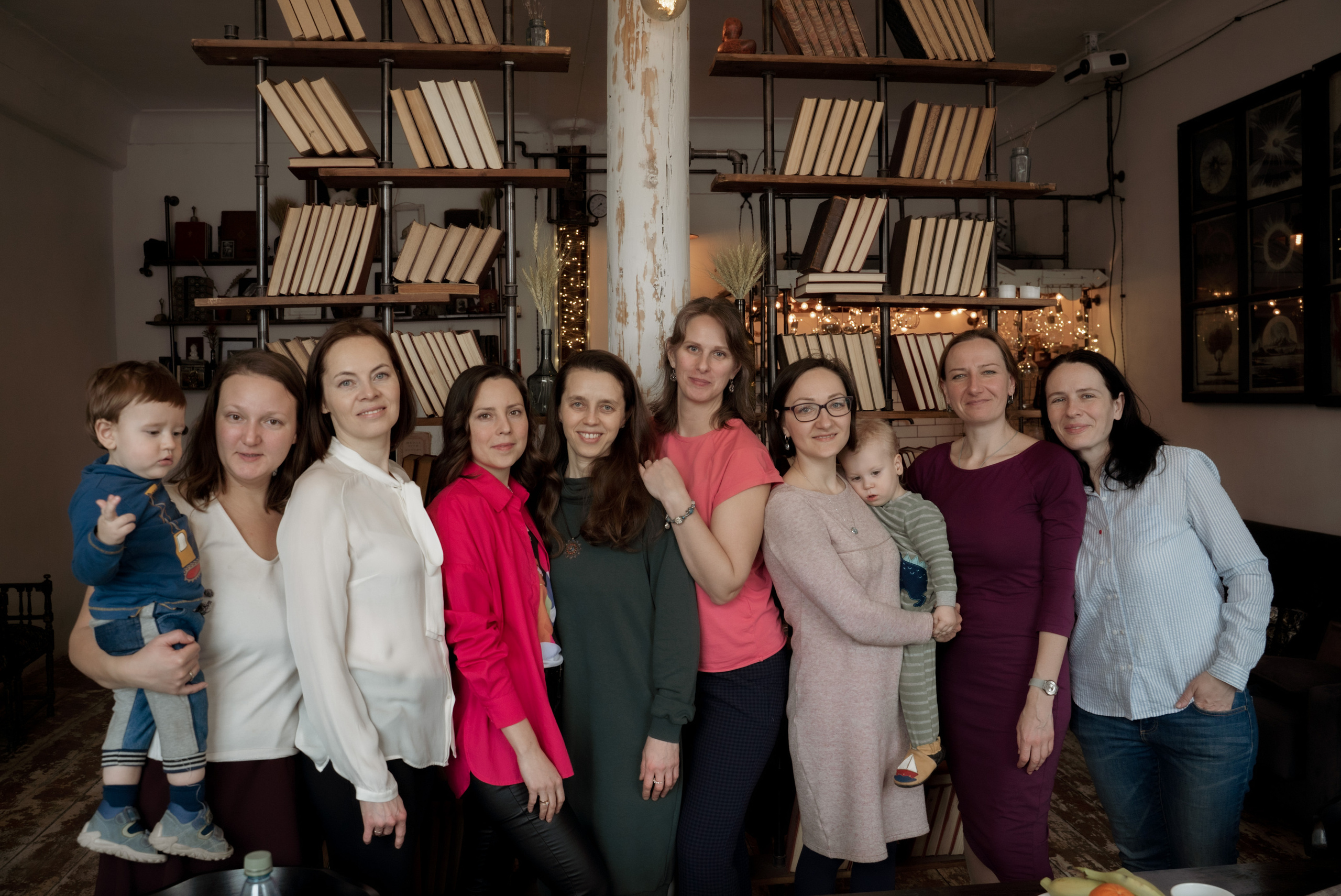 Выпускной курса Аутентичность в Материнстве. Видеограф Осинина Татьяна — видеосъемка в Москве