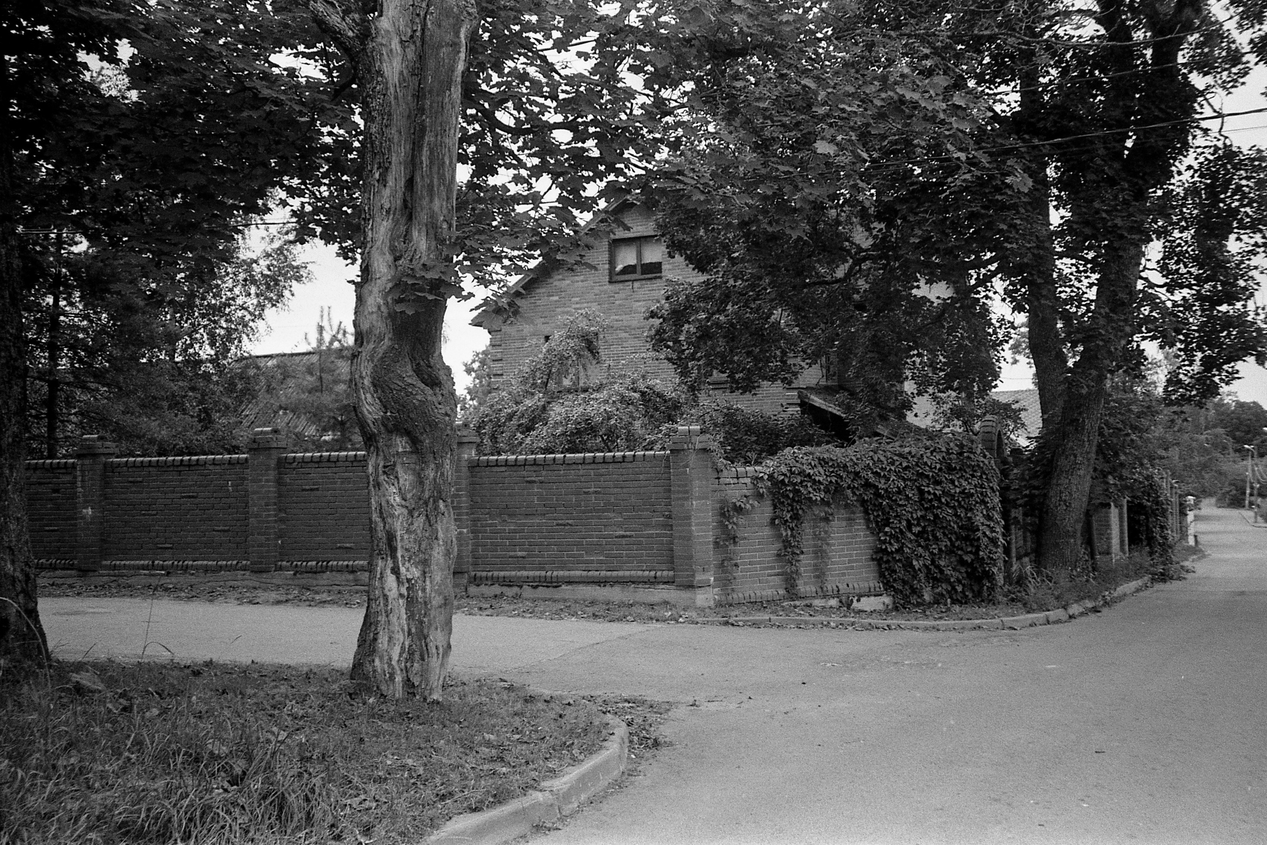 Окраины. Works