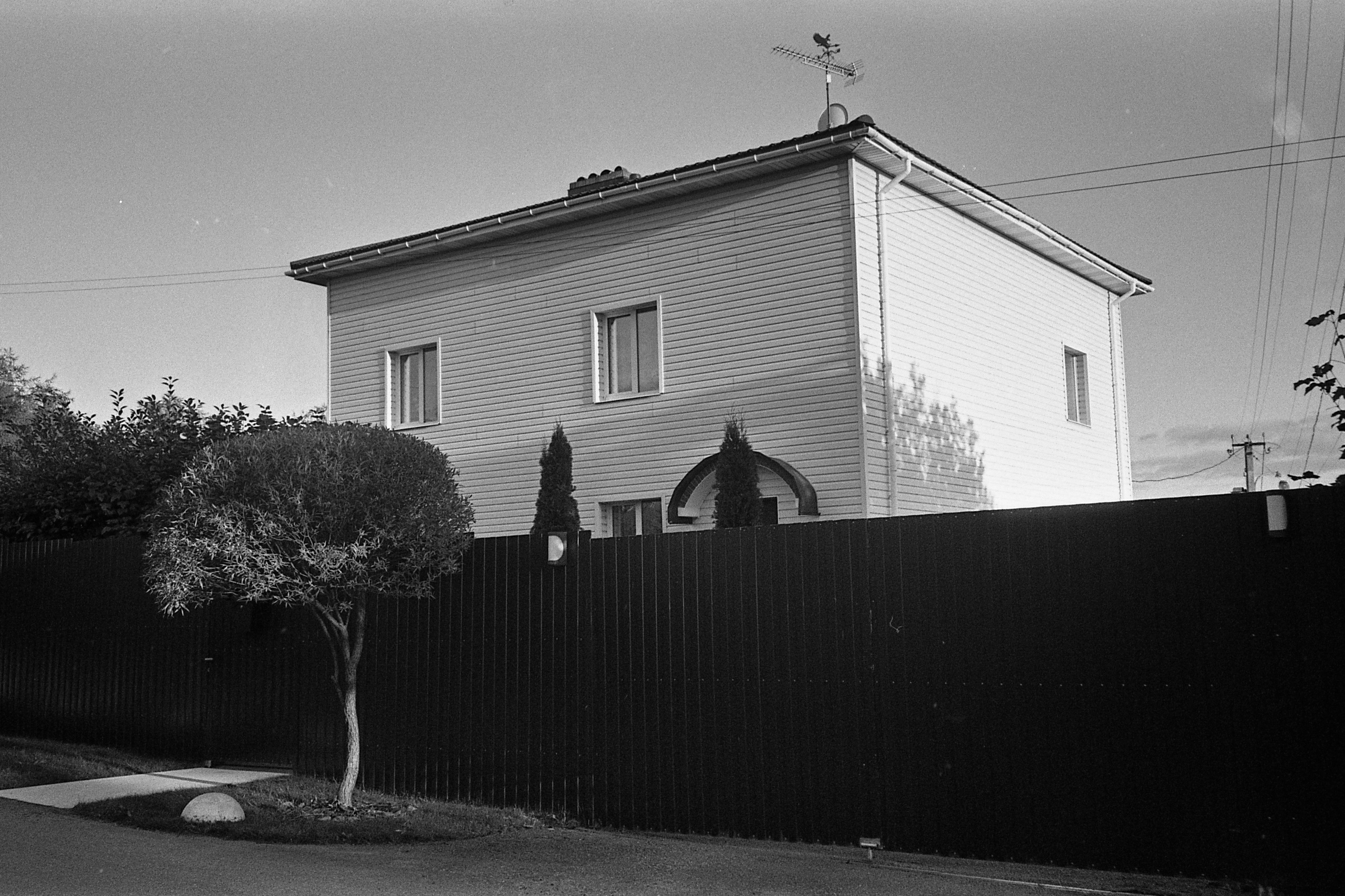 Окраины. Works