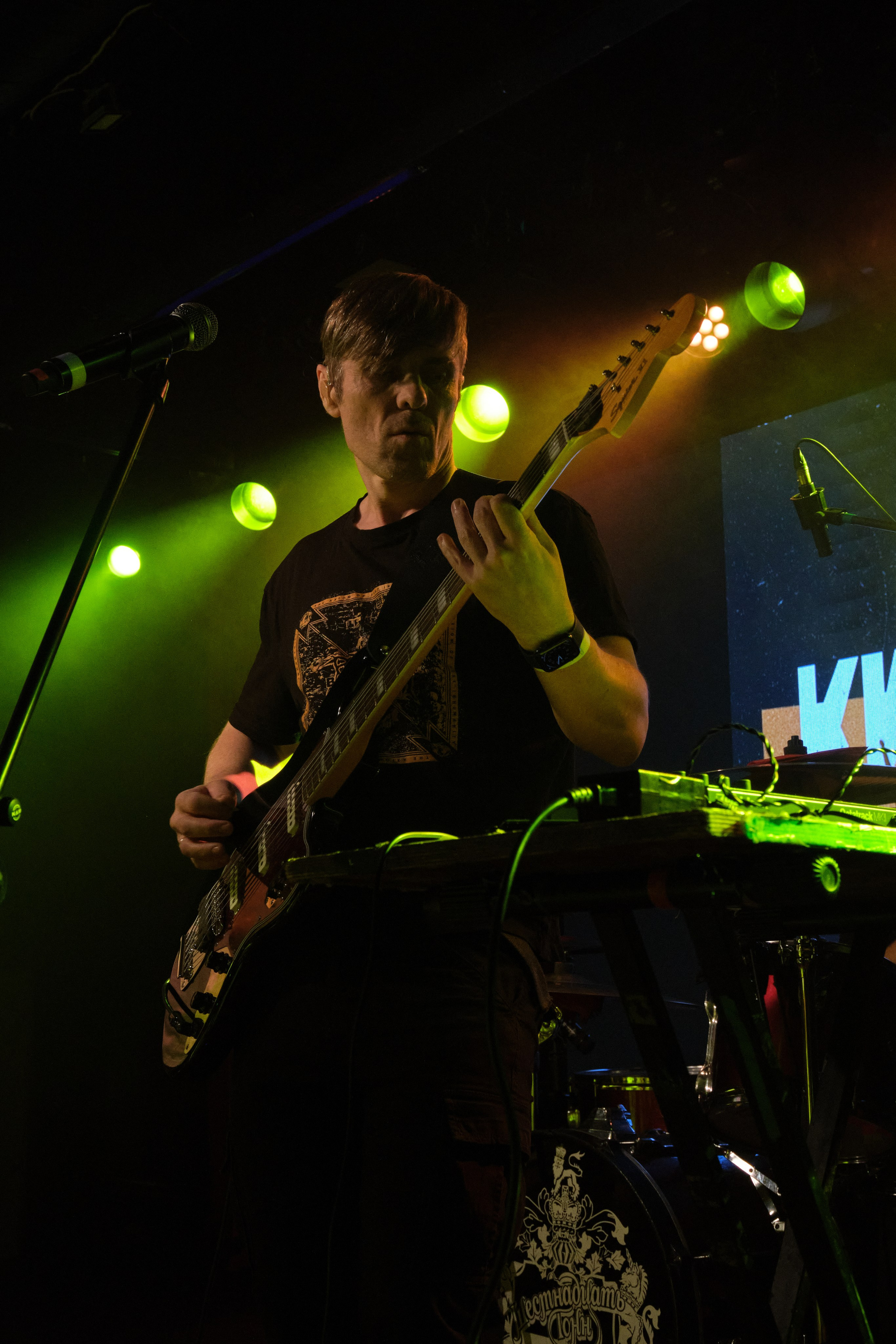 Кирпичи. XX лет Царскому альбому. Главная